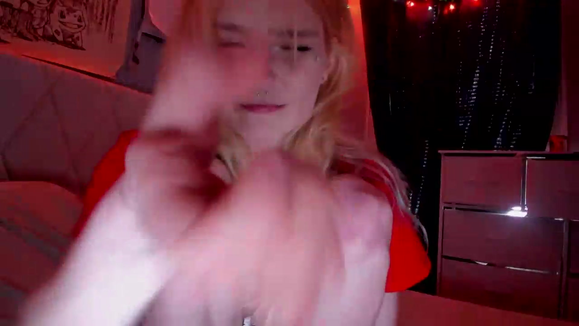 Gallery image thumbnail from DuckChan0's myfreecams stream on, 05/21/2026, 18:54 image 20 of 20