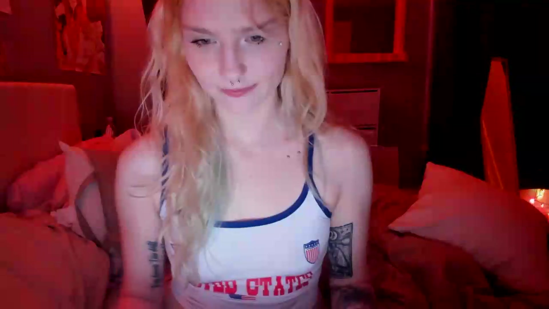 Gallery image thumbnail from DuckChan0's myfreecams stream on, 05/23/2026, 01:23 image 11 of 20