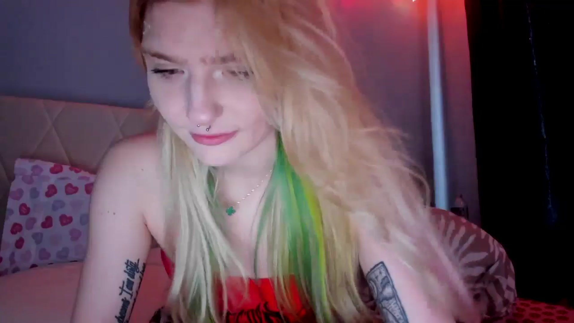 Gallery image thumbnail from DuckChan0's myfreecams stream on, 06/12/2026, 21:14 image 20 of 20