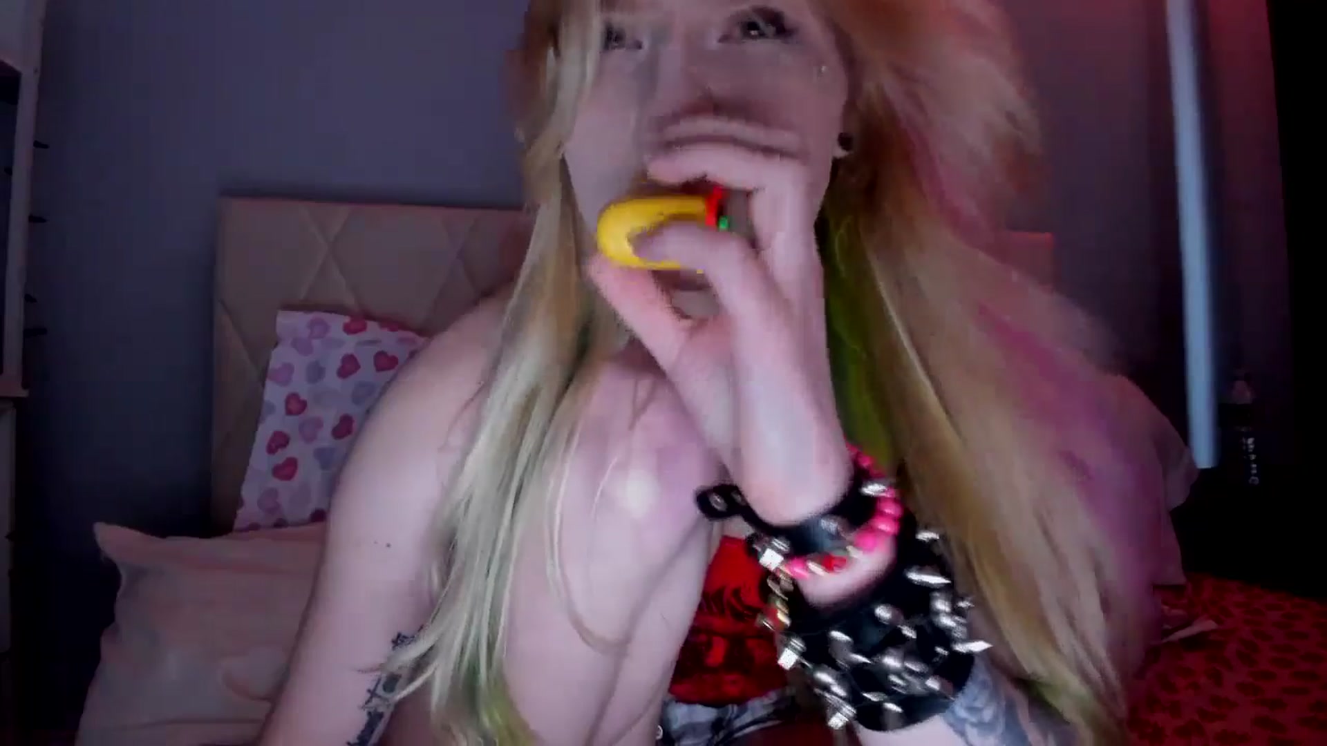 Gallery image thumbnail from DuckChan0's myfreecams stream on, 06/12/2026, 21:14 image 9 of 20