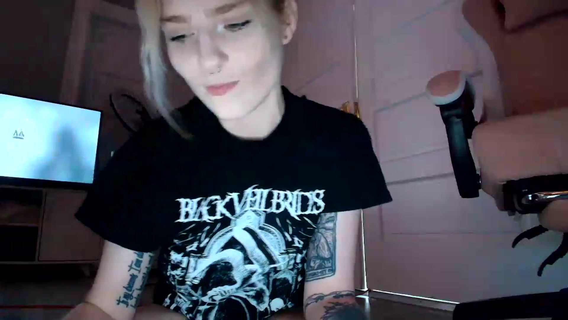 Gallery image thumbnail from DuckChan0's myfreecams stream on, 07/03/2026, 17:44 image 6 of 20
