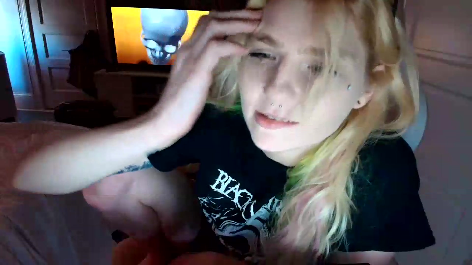 Gallery image thumbnail from DuckChan0's myfreecams stream on, 07/03/2026, 18:58 image 18 of 20