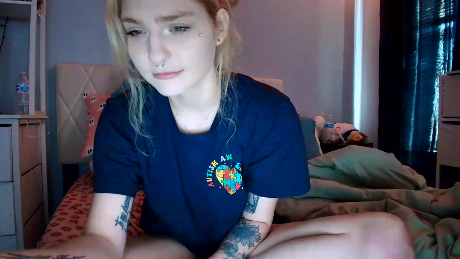 Gallery image thumbnail from DuckChan0's myfreecams stream on, 07/05/2026, 14:37 image 7 of 20
