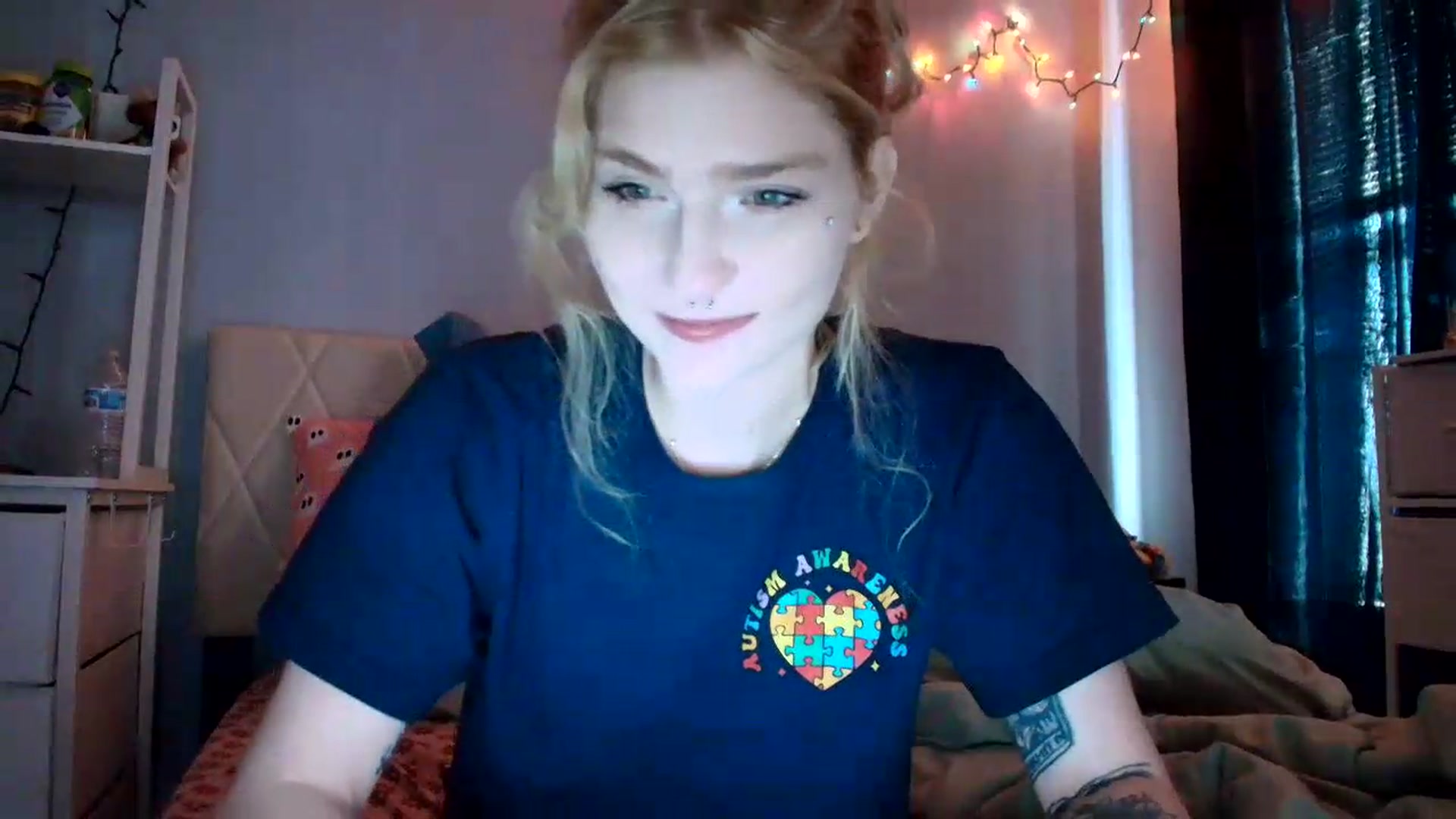 Gallery image thumbnail from DuckChan0's myfreecams stream on, 07/05/2026, 14:37 image 6 of 20