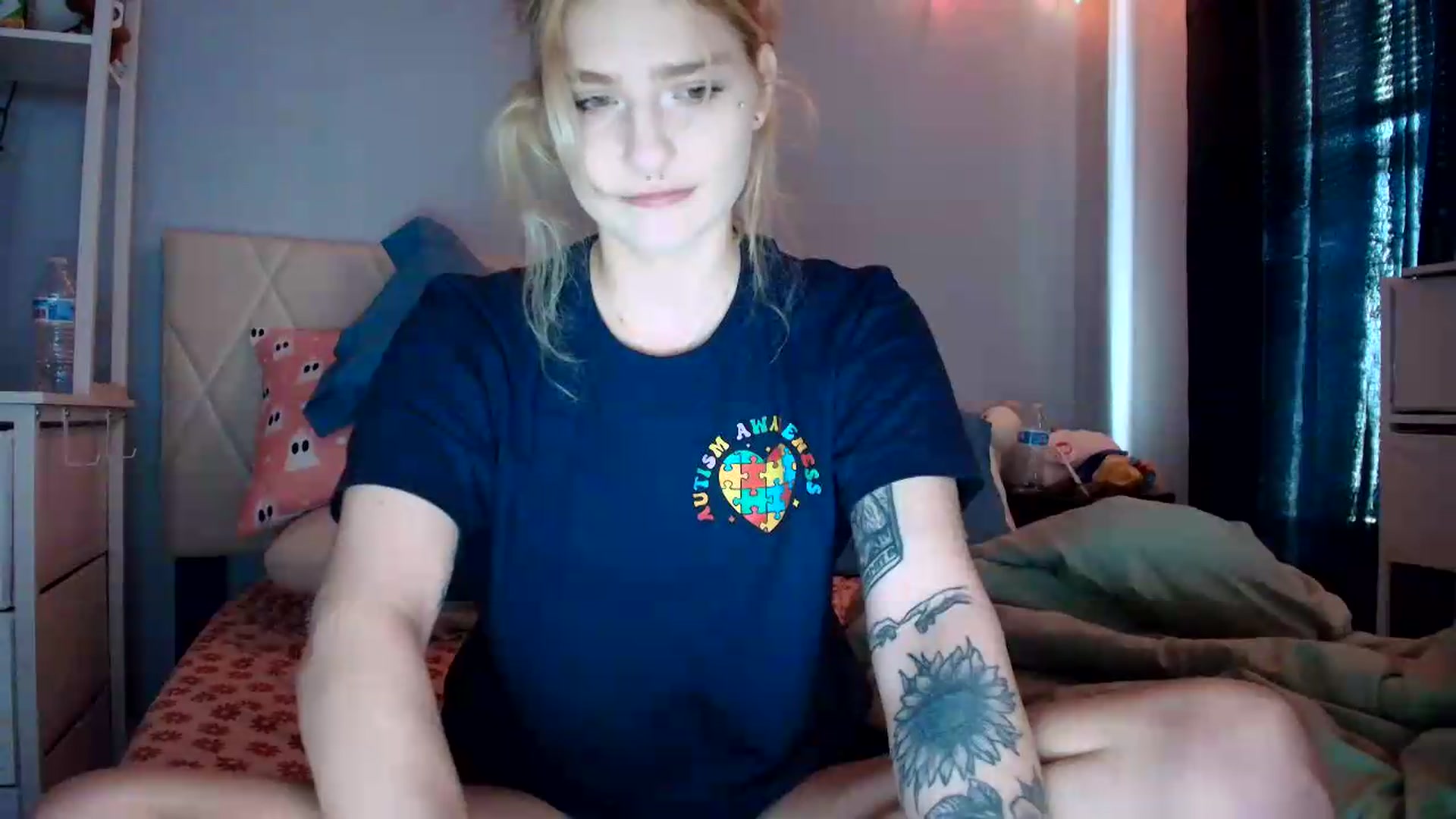 Gallery image thumbnail from DuckChan0's myfreecams stream on, 07/05/2026, 14:37 image 10 of 20