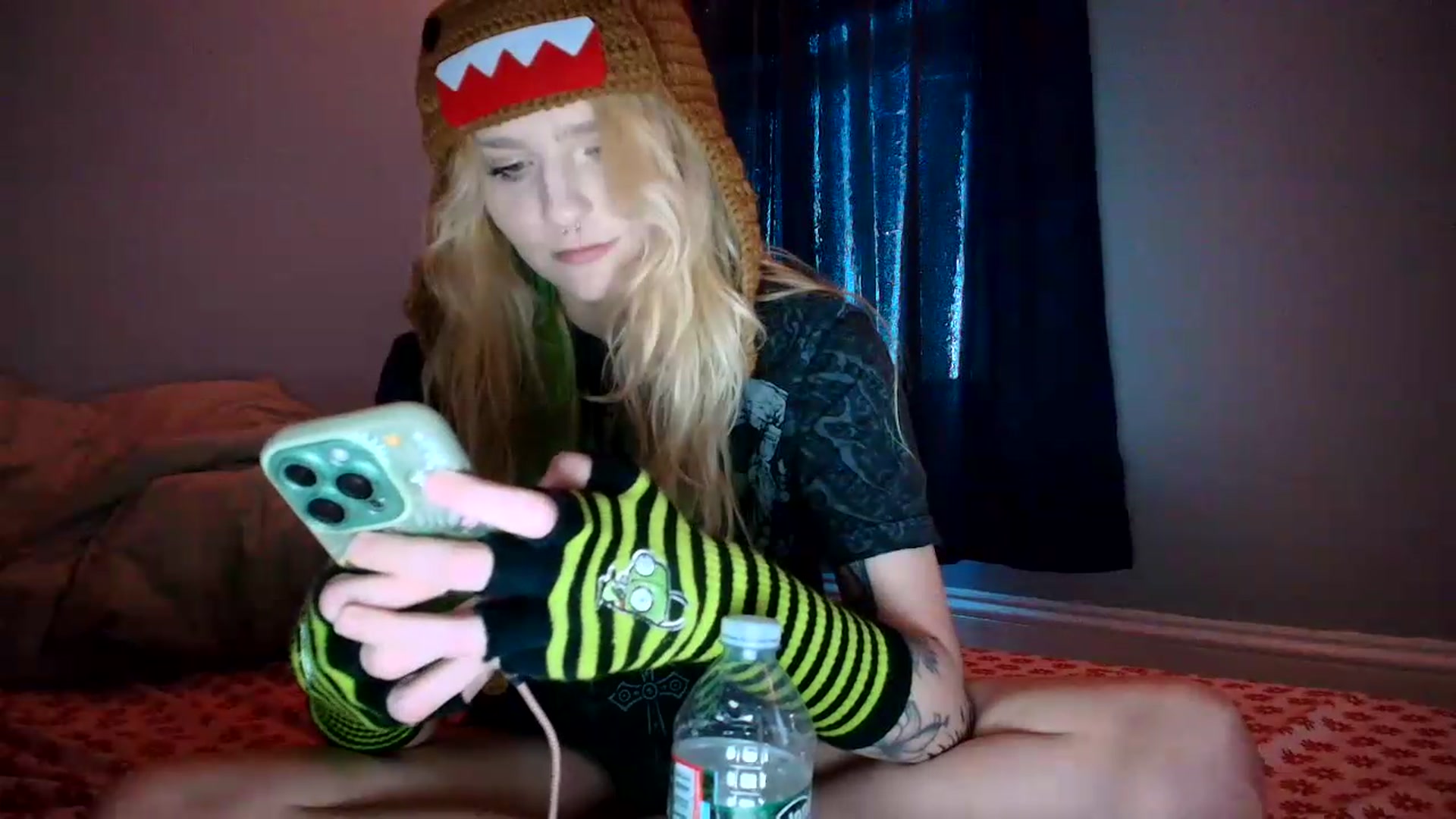 Gallery image thumbnail from DuckChan0's myfreecams stream on, 07/17/2026, 20:31 image 7 of 20