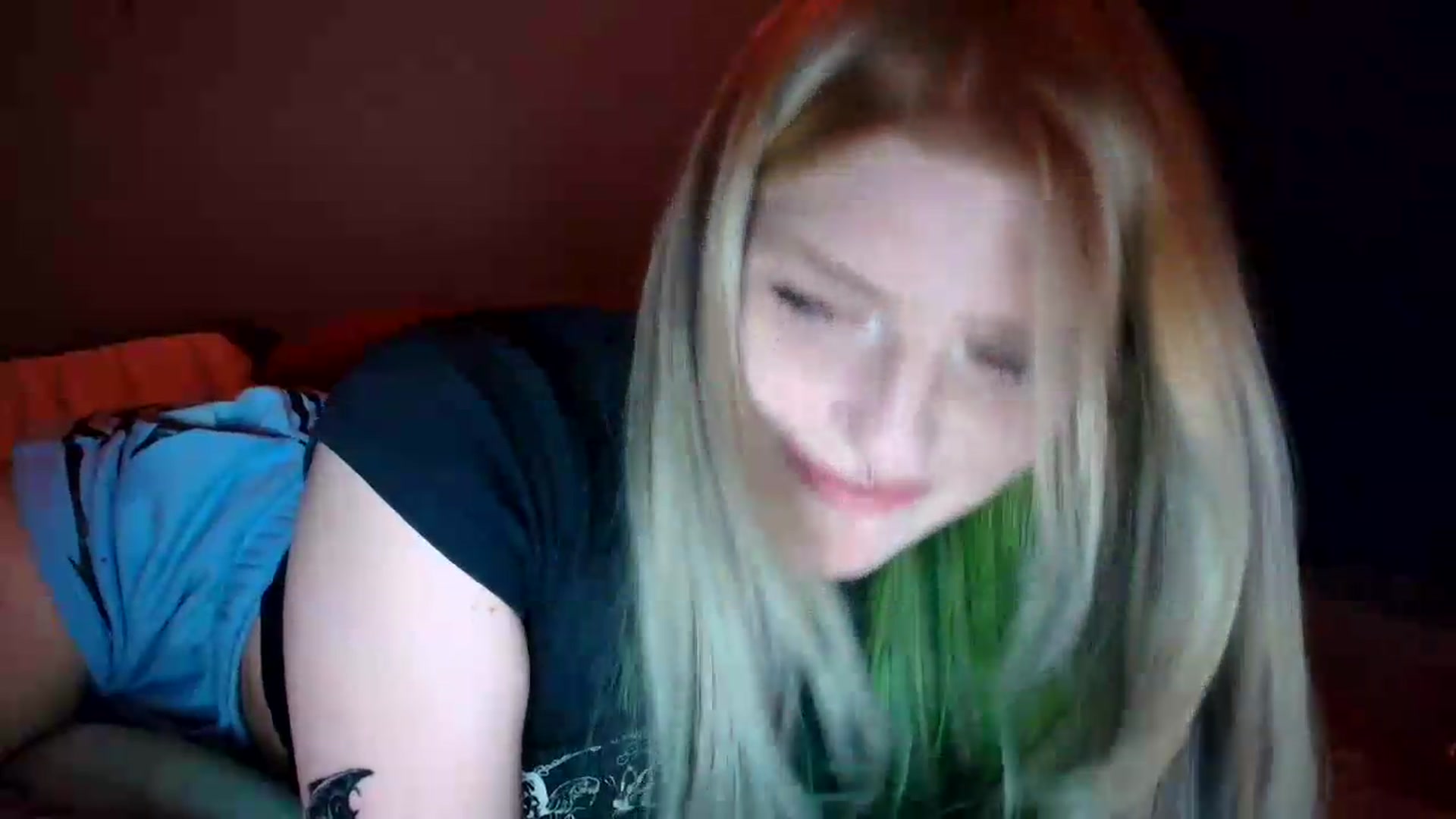 Gallery image thumbnail from DuckChan0's myfreecams stream on, 07/31/2026, 01:07 image 16 of 20