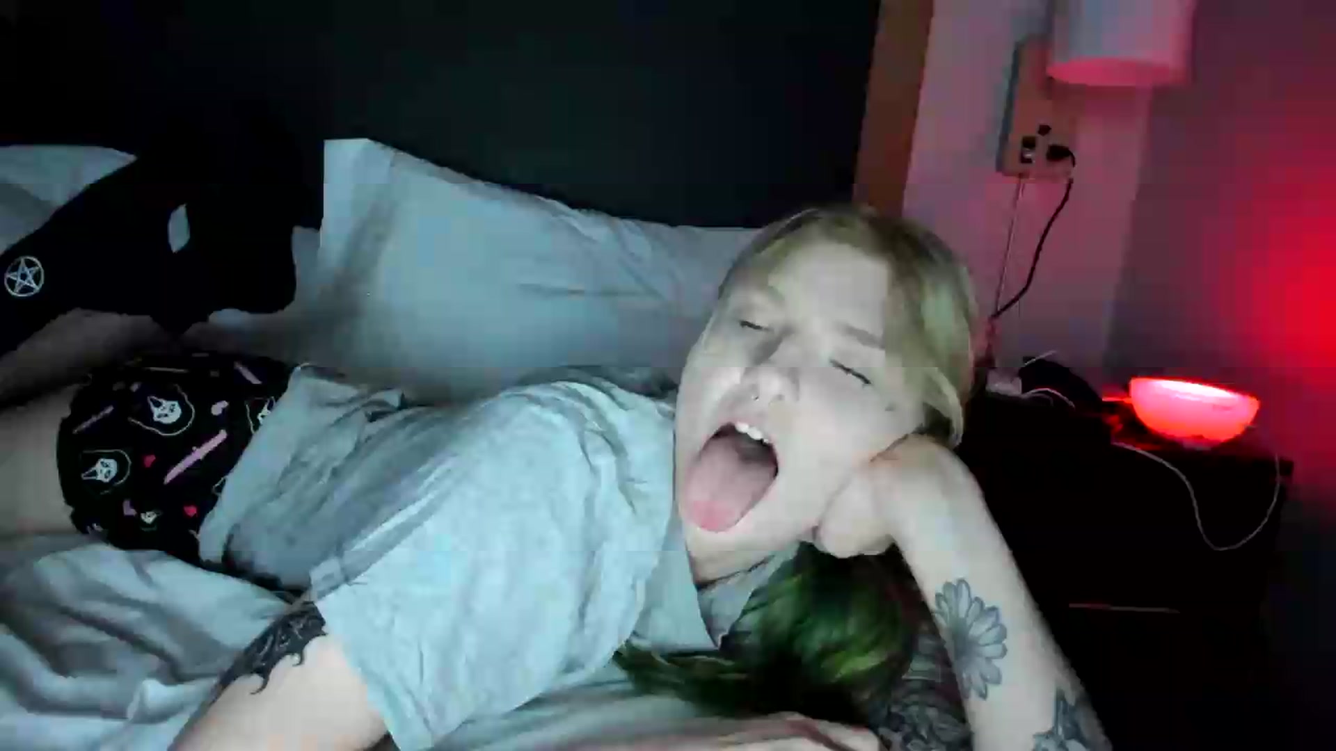 Gallery image thumbnail from DuckChan0's myfreecams stream on, 08/07/2026, 24:00 image 1 of 20