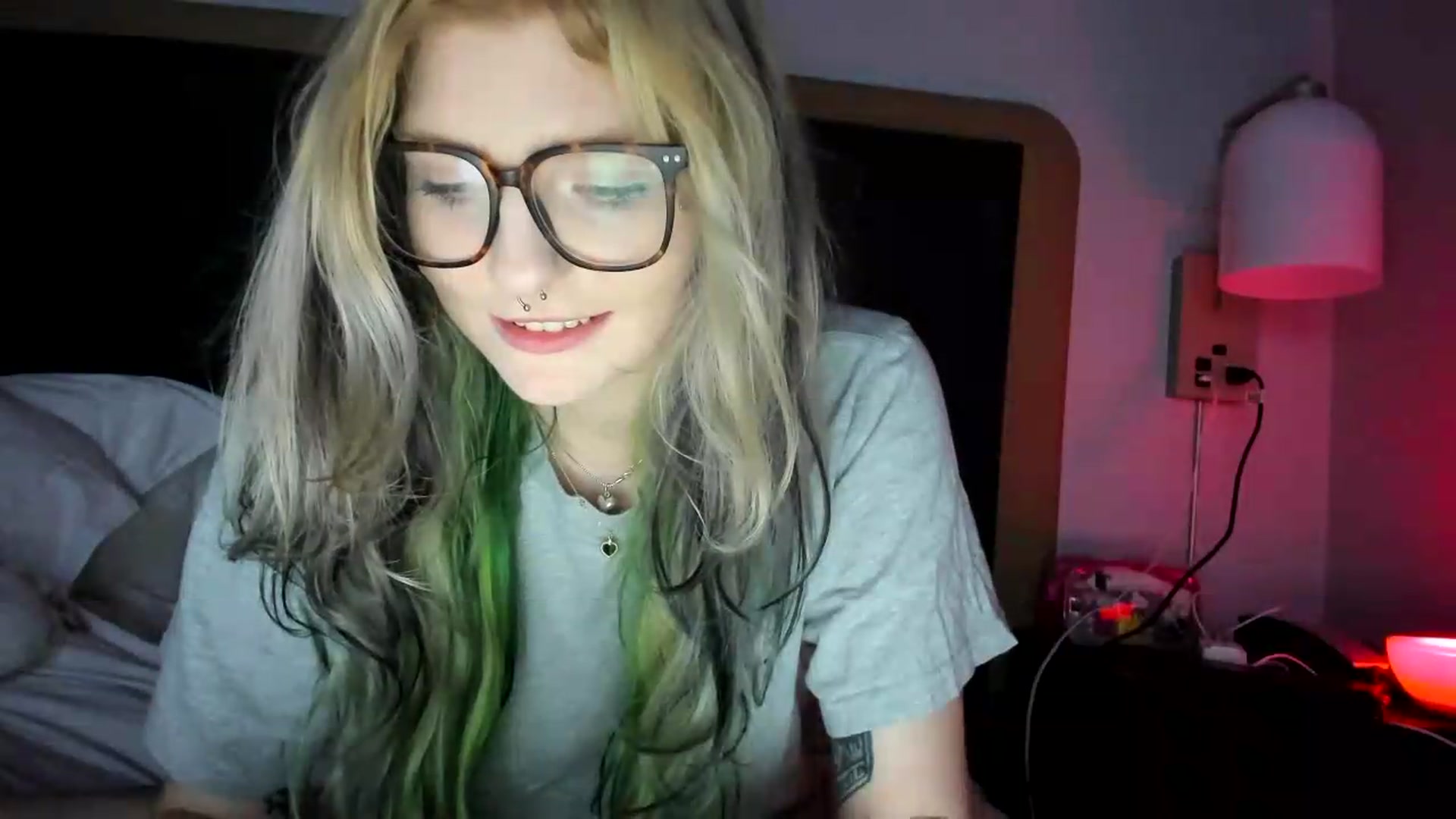 Gallery image thumbnail from DuckChan0's myfreecams stream on, 08/07/2026, 24:15 image 5 of 20