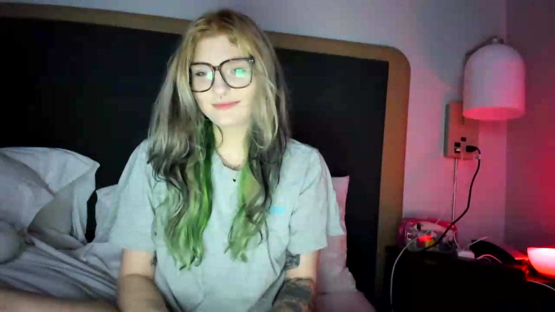 Gallery image thumbnail from DuckChan0's myfreecams stream on, 08/07/2026, 24:15 image 6 of 20