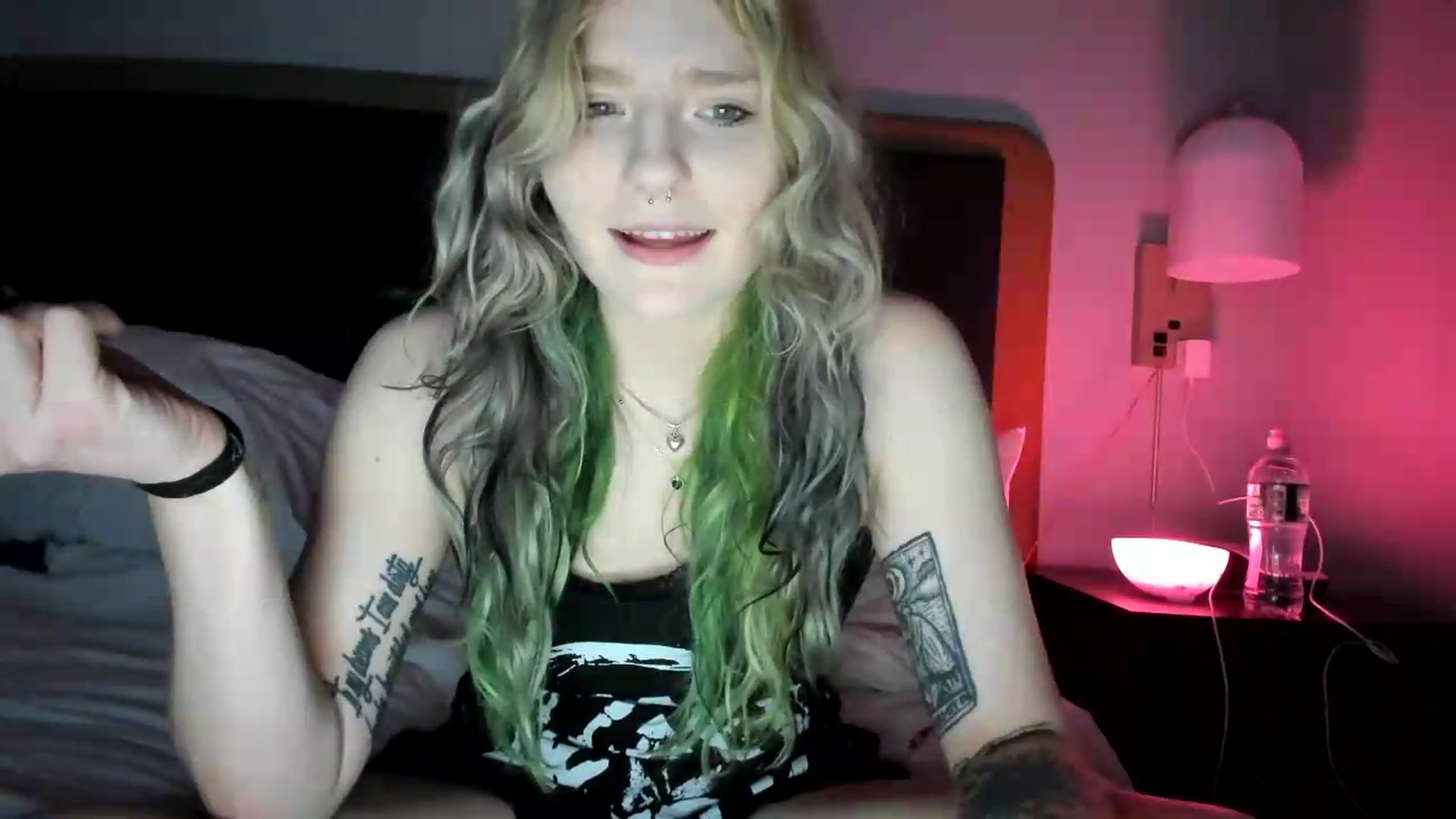 Gallery image thumbnail from DuckChan0's myfreecams stream on, 08/08/2026, 21:54 image 7 of 20