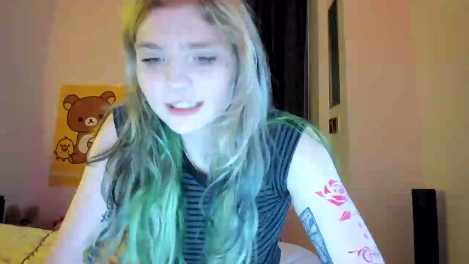 Gallery image thumbnail from DuckChan0's myfreecams stream on, 08/22/2026, 02:01 image 6 of 20