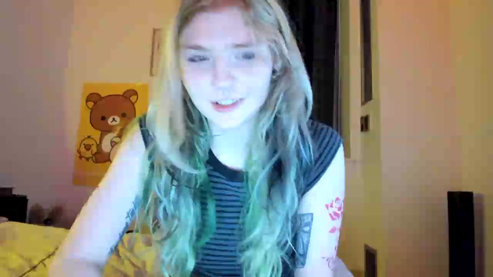 Gallery image thumbnail from DuckChan0's myfreecams stream on, 08/22/2026, 02:01 image 5 of 20