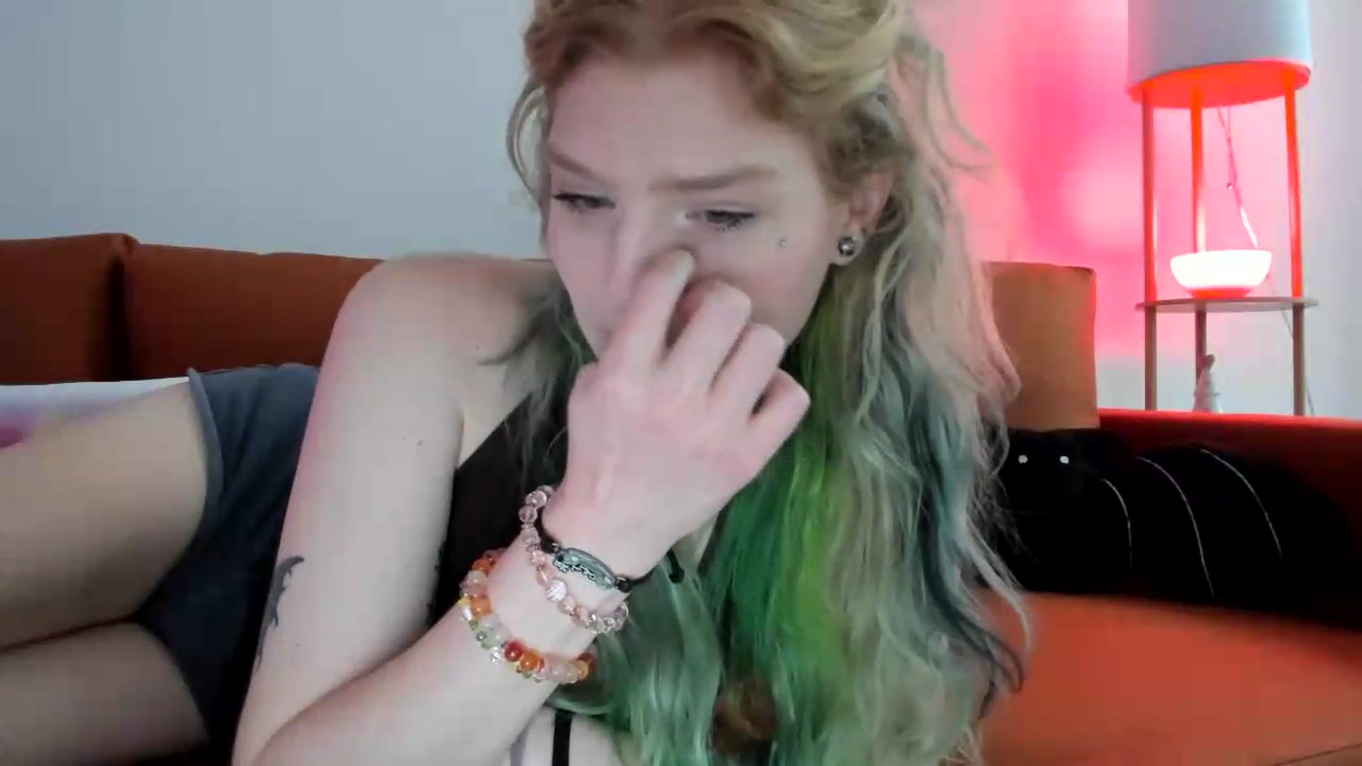 Gallery image thumbnail from DuckChan0's myfreecams stream on, 08/27/2026, 16:08 image 18 of 20