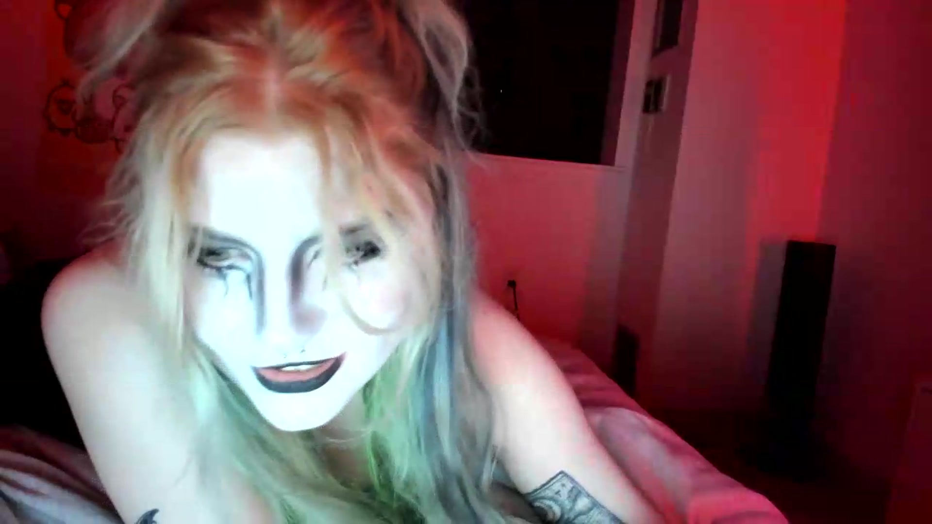 Gallery image thumbnail from DuckChan0's myfreecams stream on, 08/30/2026, 24:36 image 12 of 20
