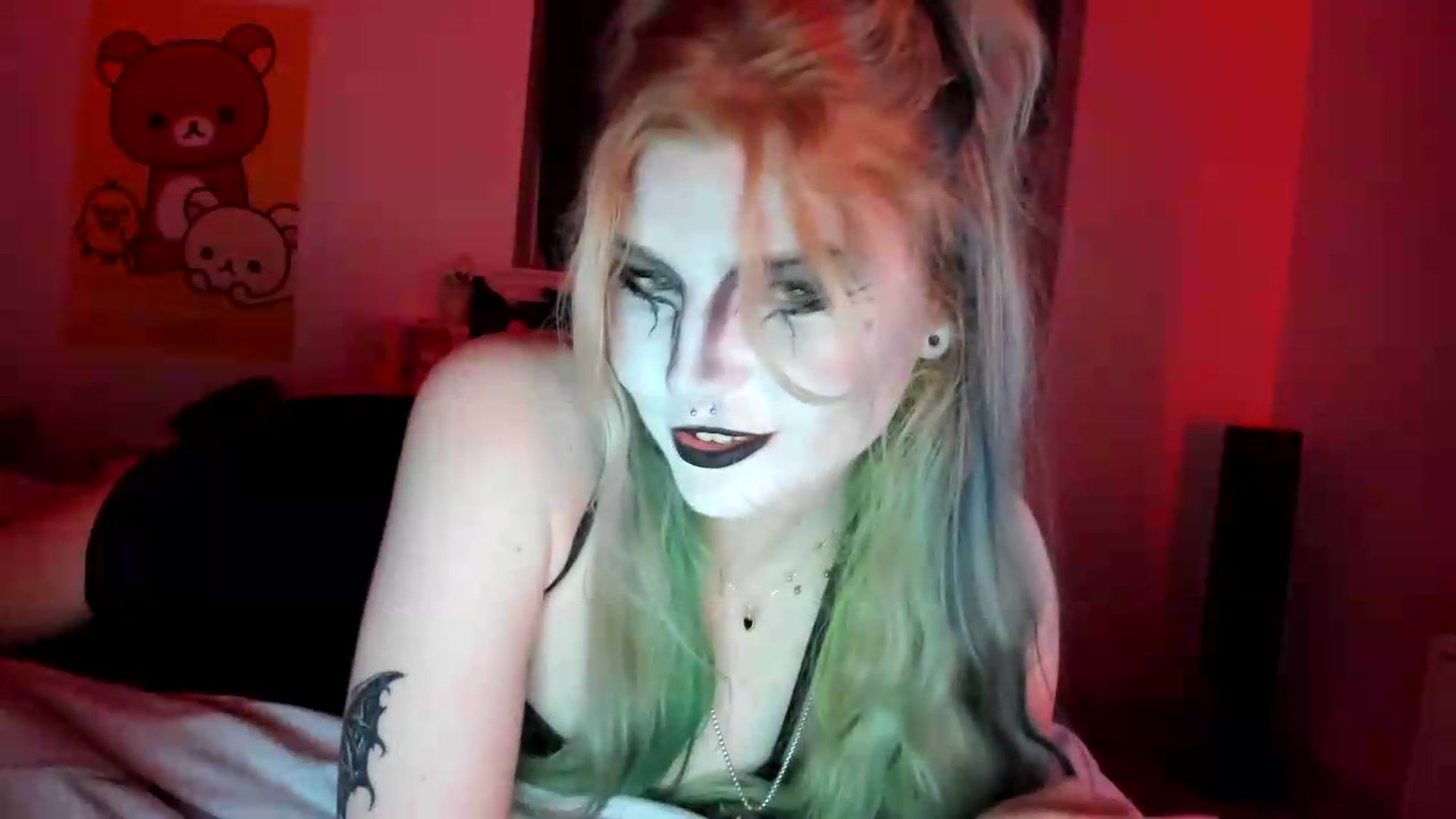 Gallery image thumbnail from DuckChan0's myfreecams stream on, 08/30/2026, 24:36 image 13 of 20