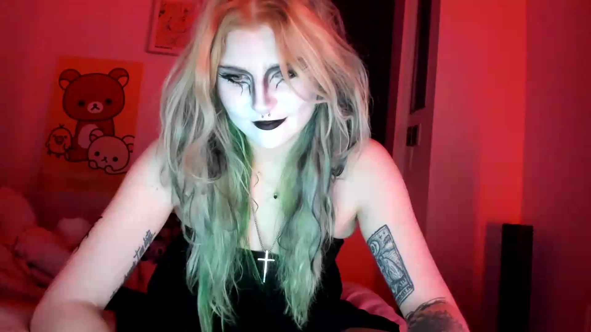 Gallery image thumbnail from DuckChan0's myfreecams stream on, 08/30/2026, 24:36 image 16 of 20