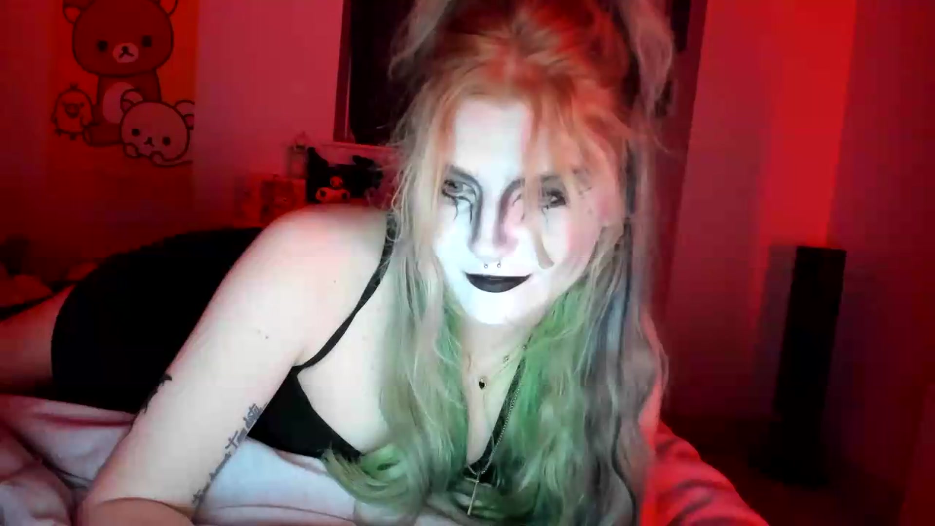 Gallery image thumbnail from DuckChan0's myfreecams stream on, 08/30/2026, 24:36 image 14 of 20