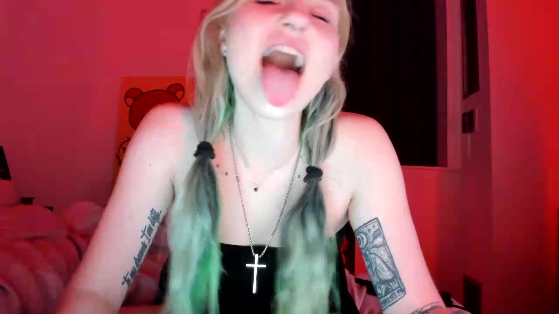 Gallery image thumbnail from DuckChan0's myfreecams stream on, 08/30/2026, 02:46 image 2 of 20