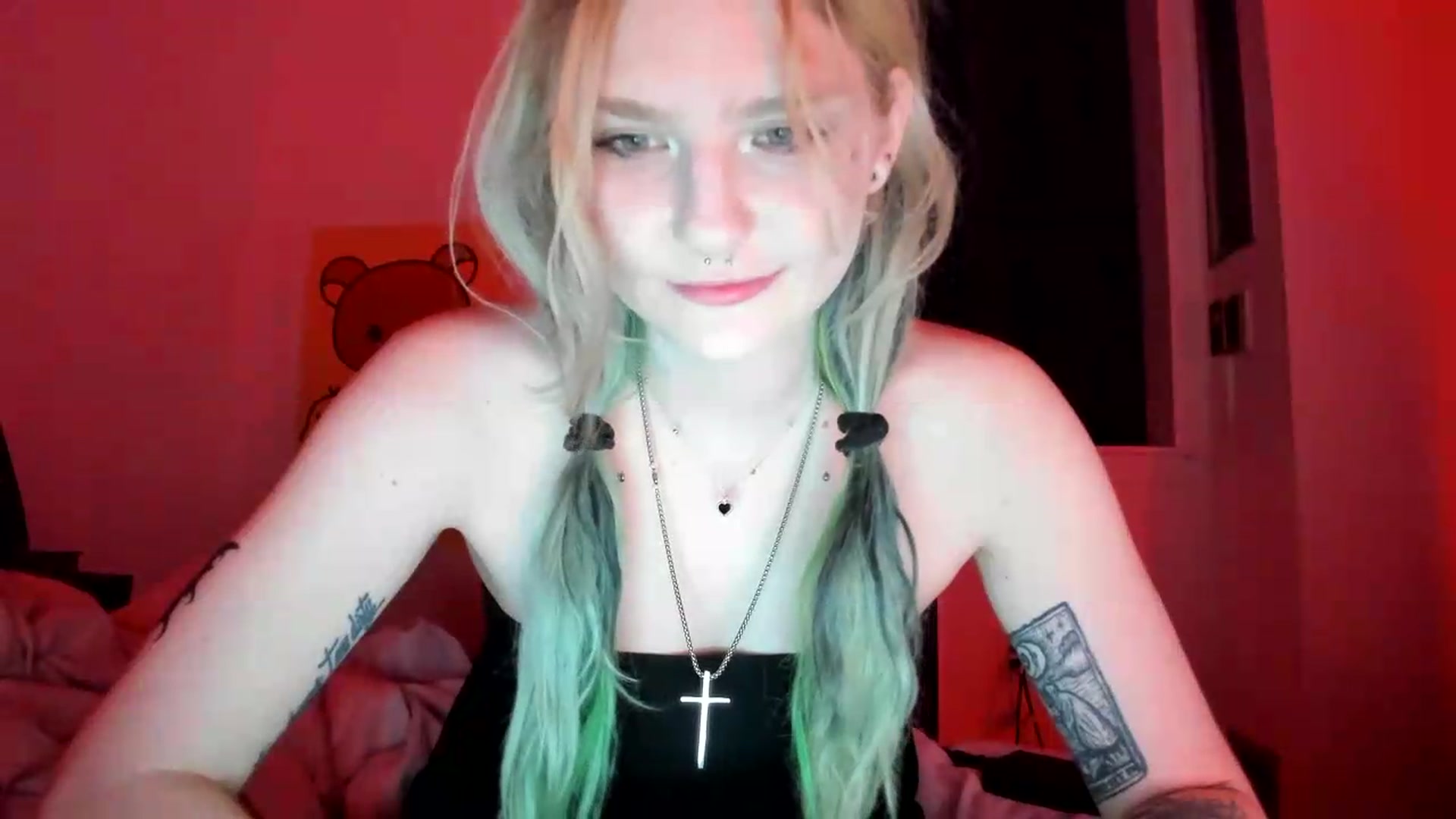 Gallery image thumbnail from DuckChan0's myfreecams stream on, 08/30/2026, 02:46 image 18 of 20