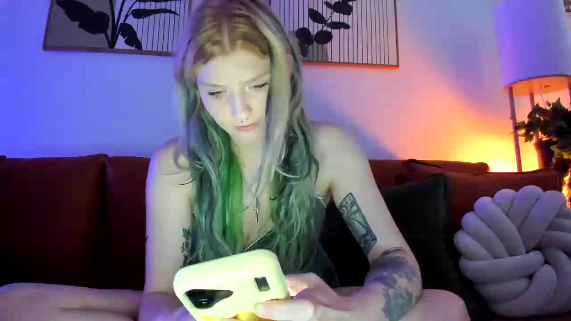 Gallery image thumbnail from DuckChan0's myfreecams stream on, 08/31/2026, 16:28 image 1 of 20