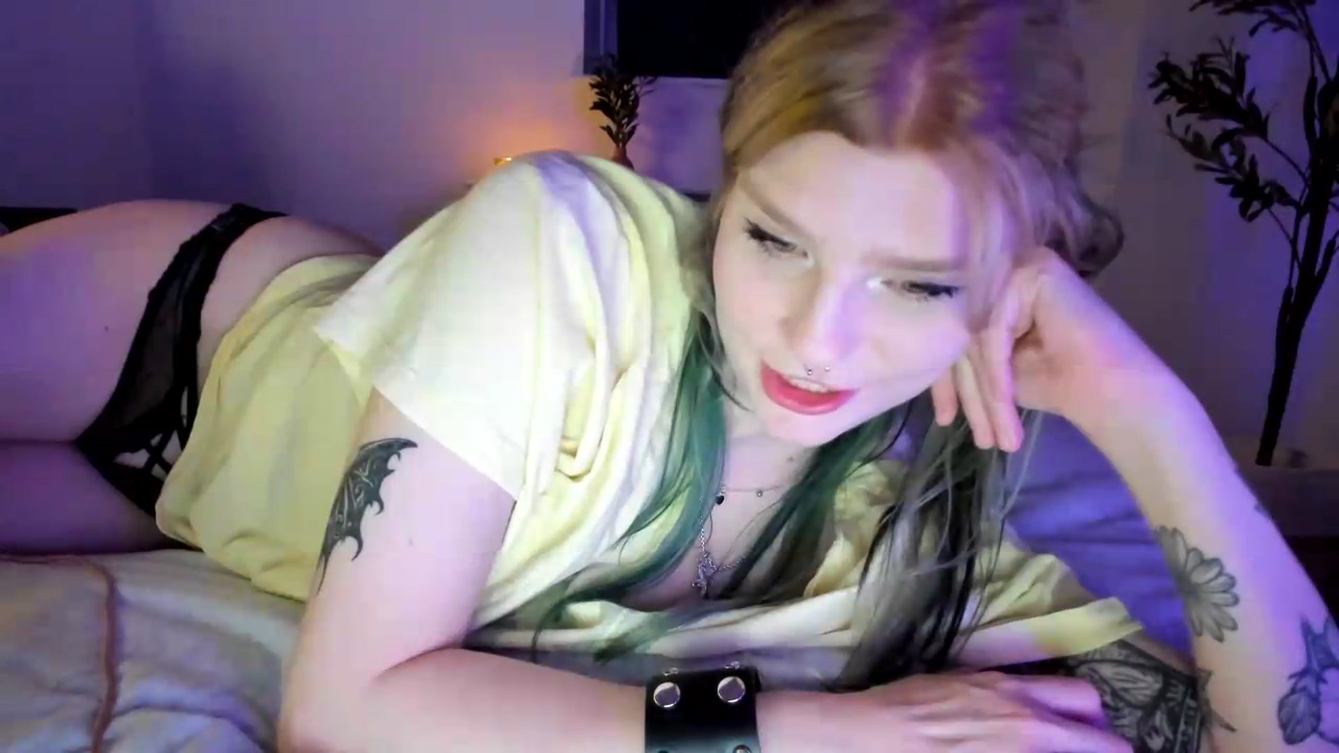 Gallery image thumbnail from DuckChan0's myfreecams stream on, 09/05/2026, 02:02 image 14 of 20