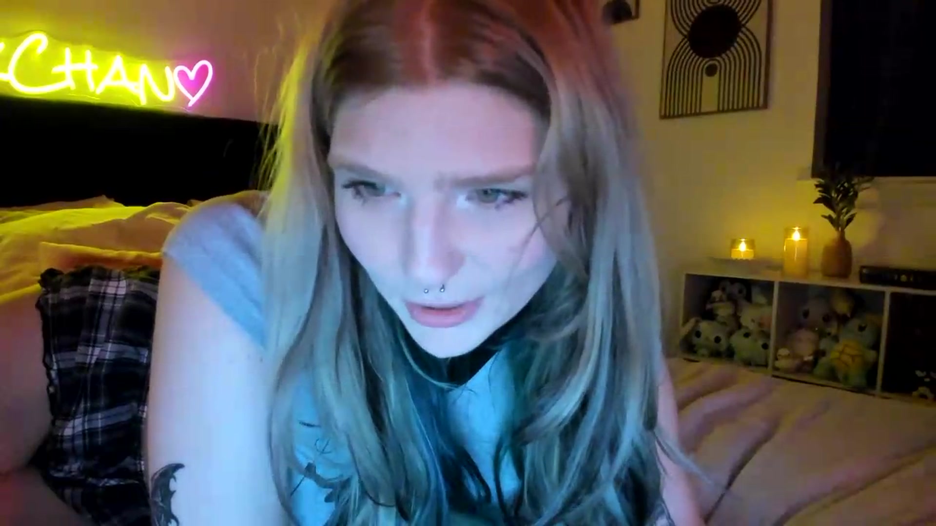 Gallery image thumbnail from DuckChan0's myfreecams stream on, 09/07/2026, 01:27 image 10 of 20