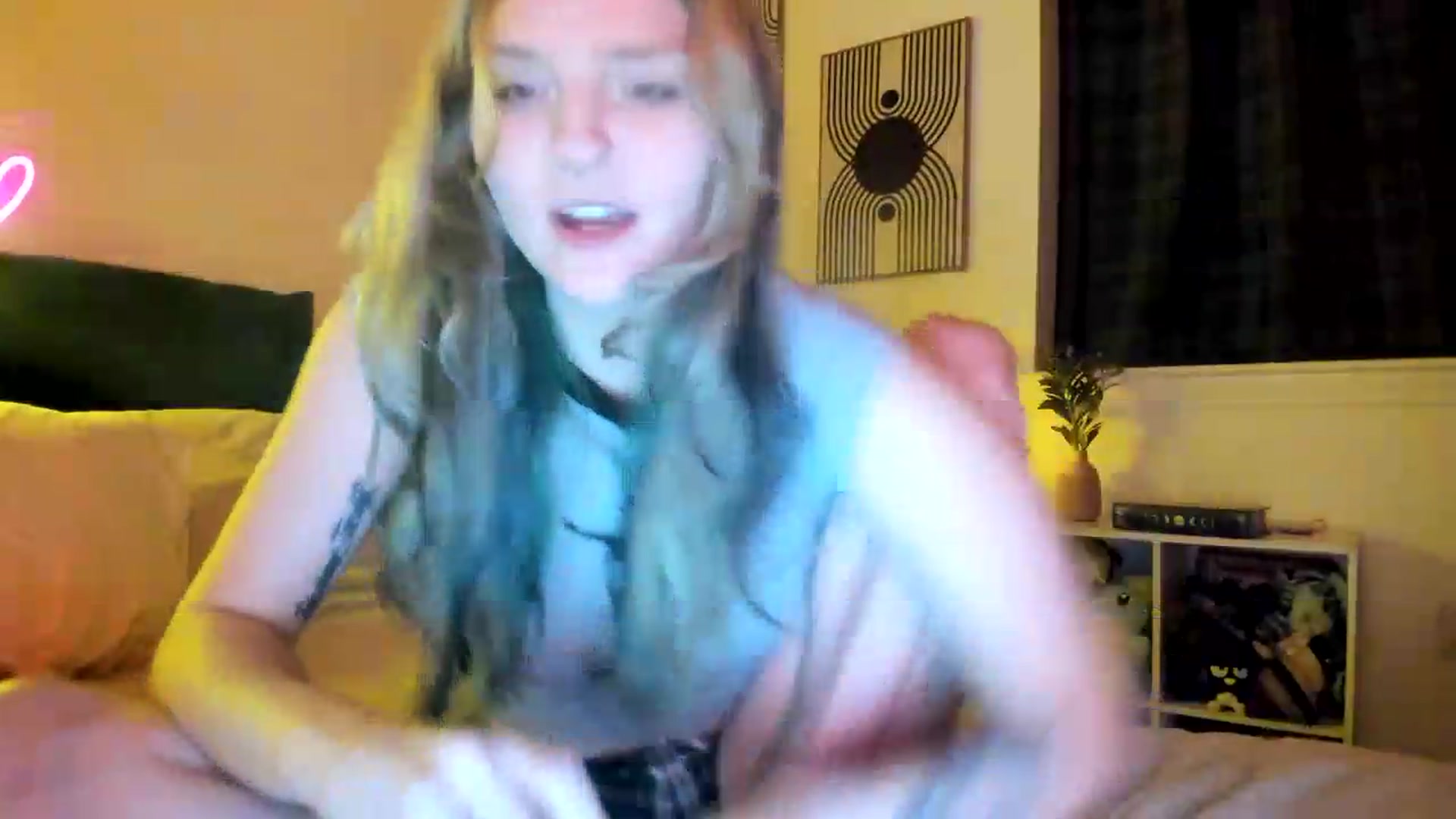 Gallery image thumbnail from DuckChan0's myfreecams stream on, 09/07/2026, 02:41 image 20 of 20
