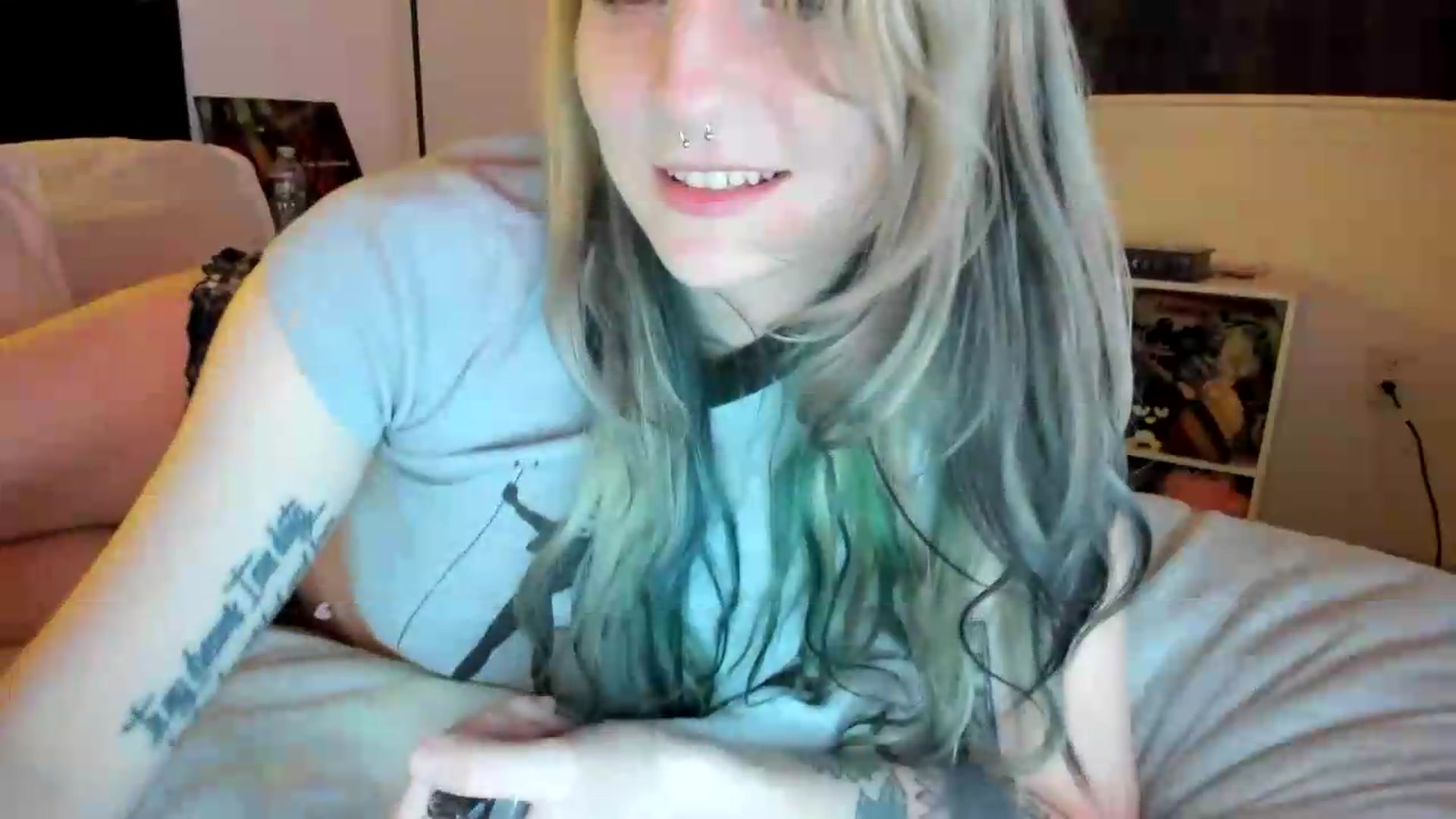 Gallery image thumbnail from DuckChan0's myfreecams stream on, 09/07/2026, 02:41 image 18 of 20