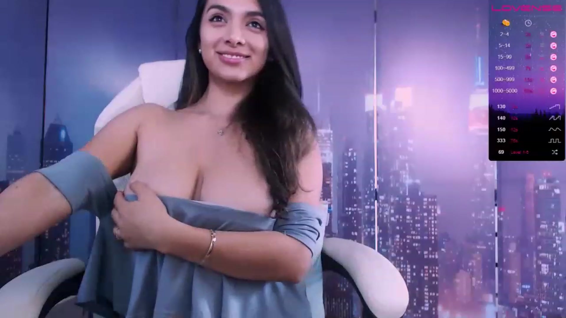 Gallery image thumbnail from DulceAngeline's myfreecams stream on, 04/18/2023, 15:00 image 18 of 20