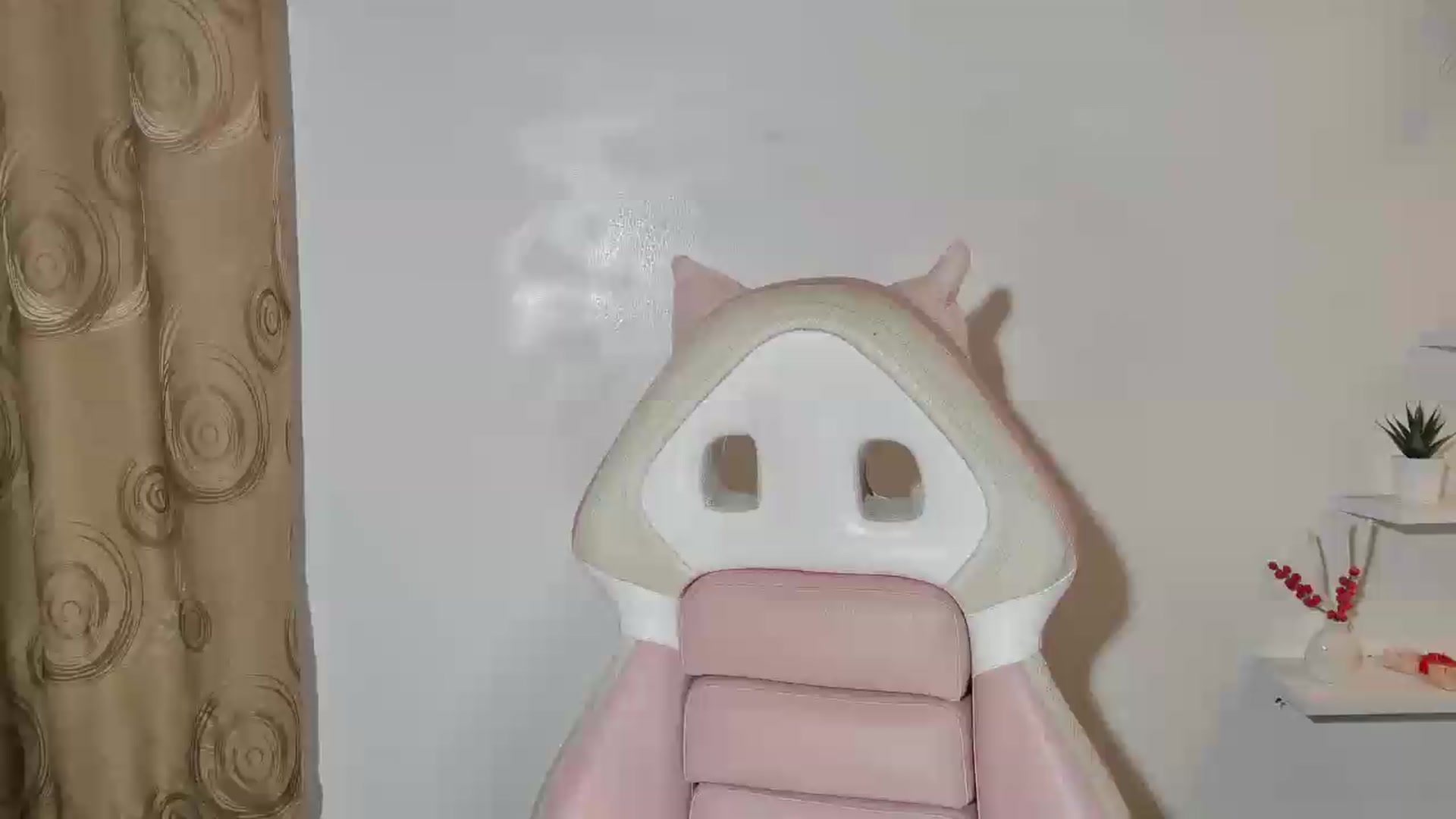 Gallery image thumbnail from Dulce_angel2u's myfreecams stream on, 08/25/2026, 12:06 image 8 of 20