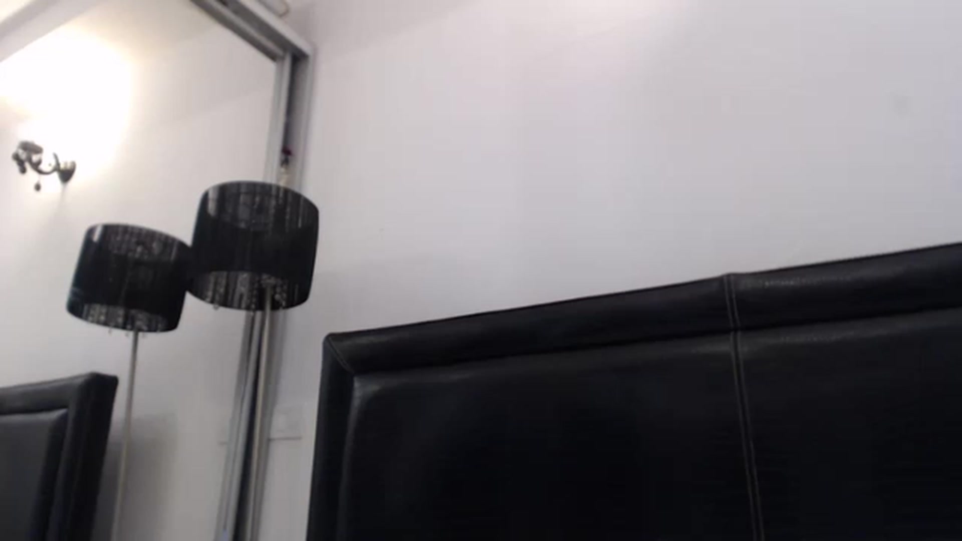 Gallery image thumbnail from Dulcineaa's myfreecams stream on, 05/04/2023, 21:59 image 5 of 20