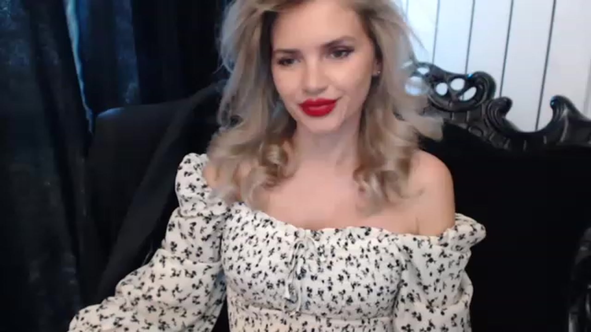 Gallery image thumbnail from Dulcineaa's myfreecams stream on, 05/05/2023, 14:50 image 13 of 20