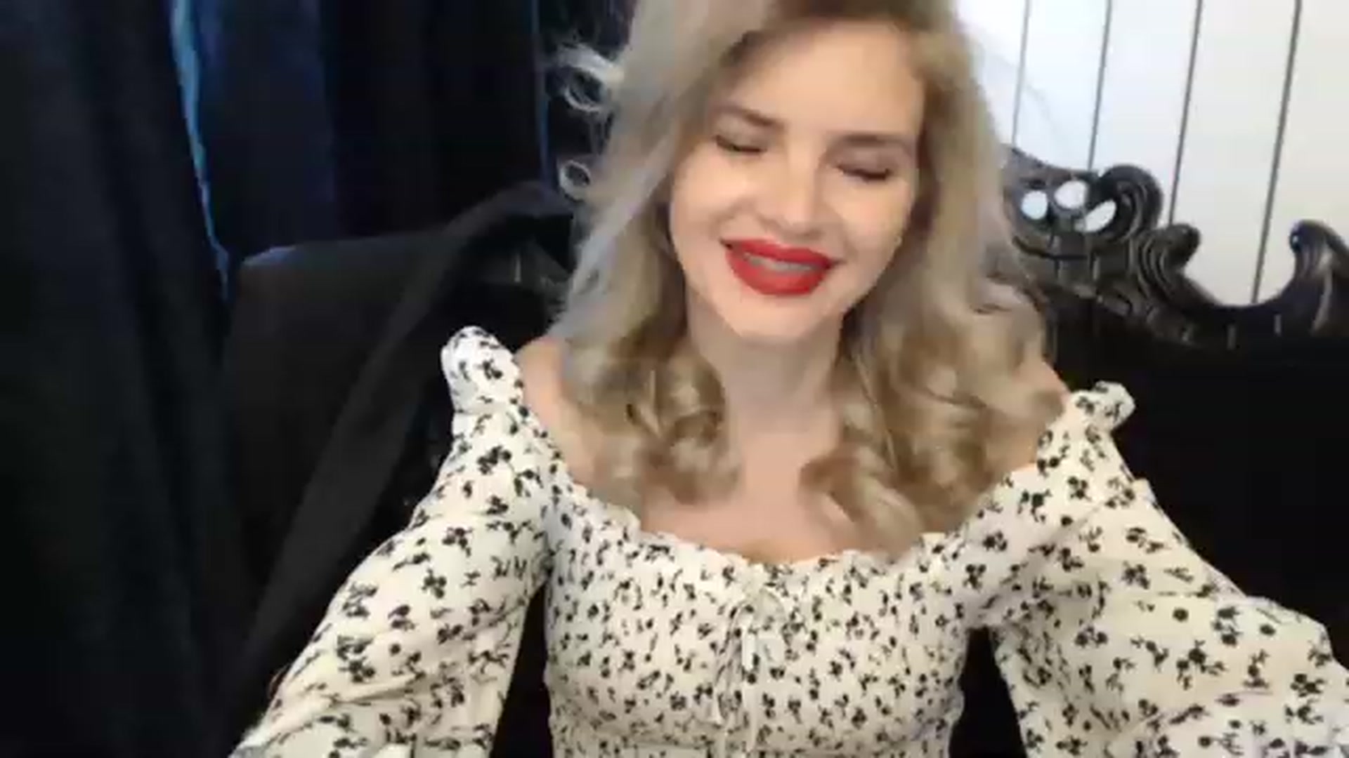 Gallery image thumbnail from Dulcineaa's myfreecams stream on, 05/05/2023, 14:50 image 15 of 20
