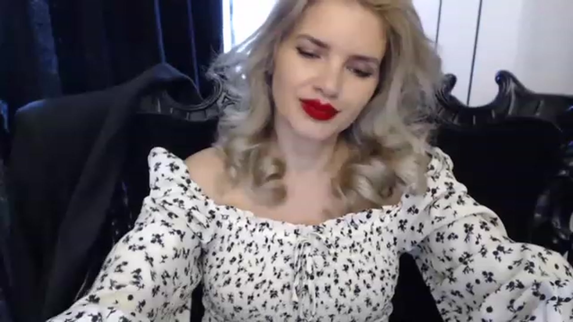 Gallery image thumbnail from Dulcineaa's myfreecams stream on, 05/05/2023, 14:50 image 8 of 20