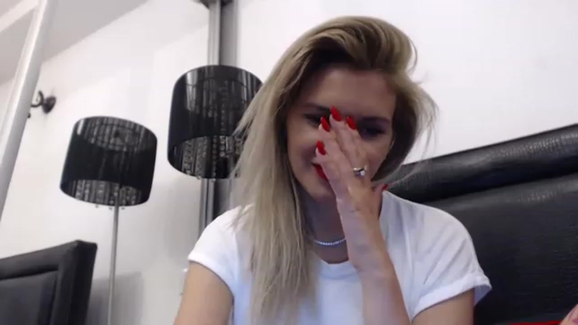 Gallery image thumbnail from Dulcineaa's myfreecams stream on, 05/12/2023, 14:17 image 7 of 20