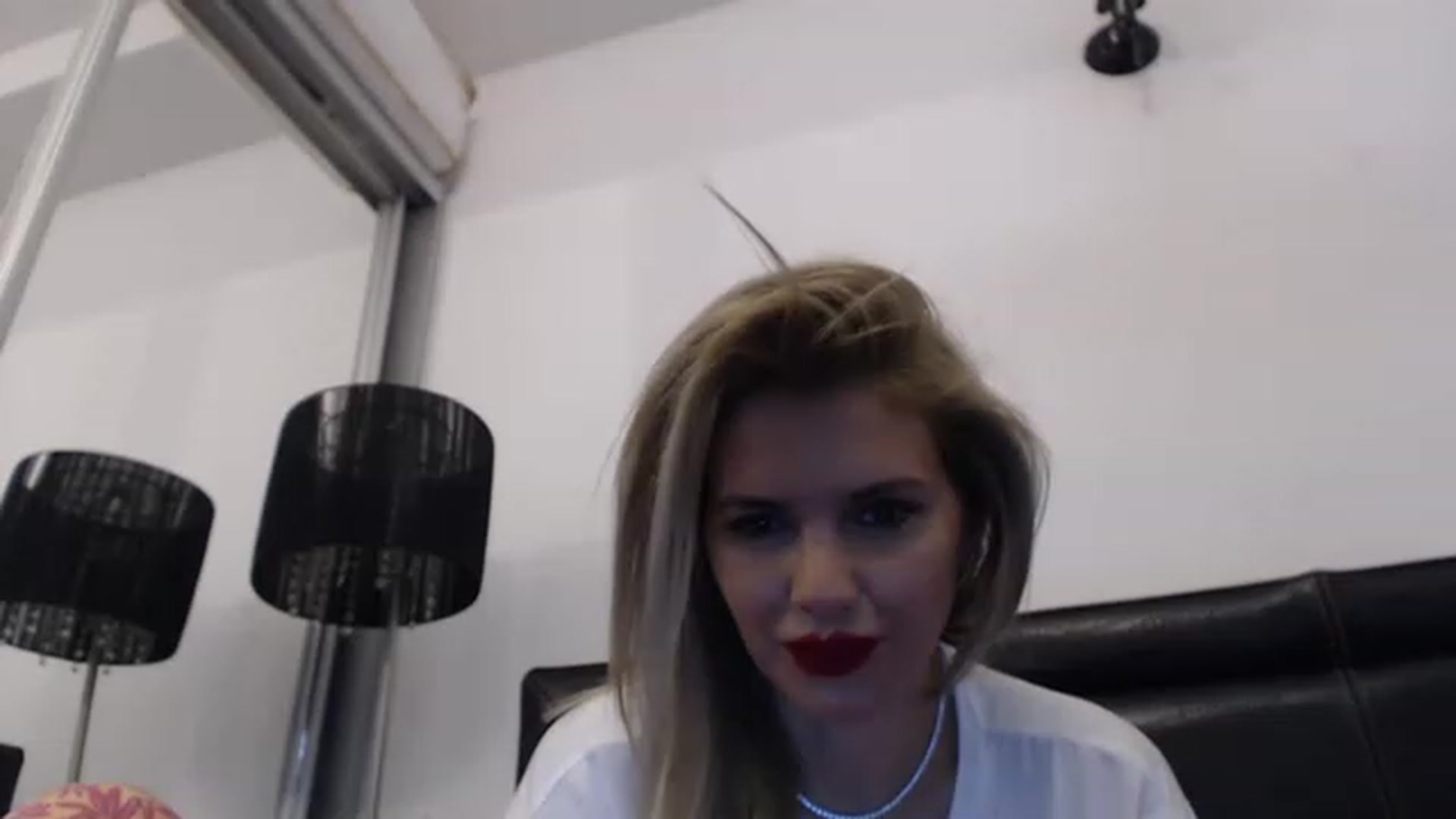 Gallery image thumbnail from Dulcineaa's myfreecams stream on, 05/12/2023, 14:17 image 11 of 20