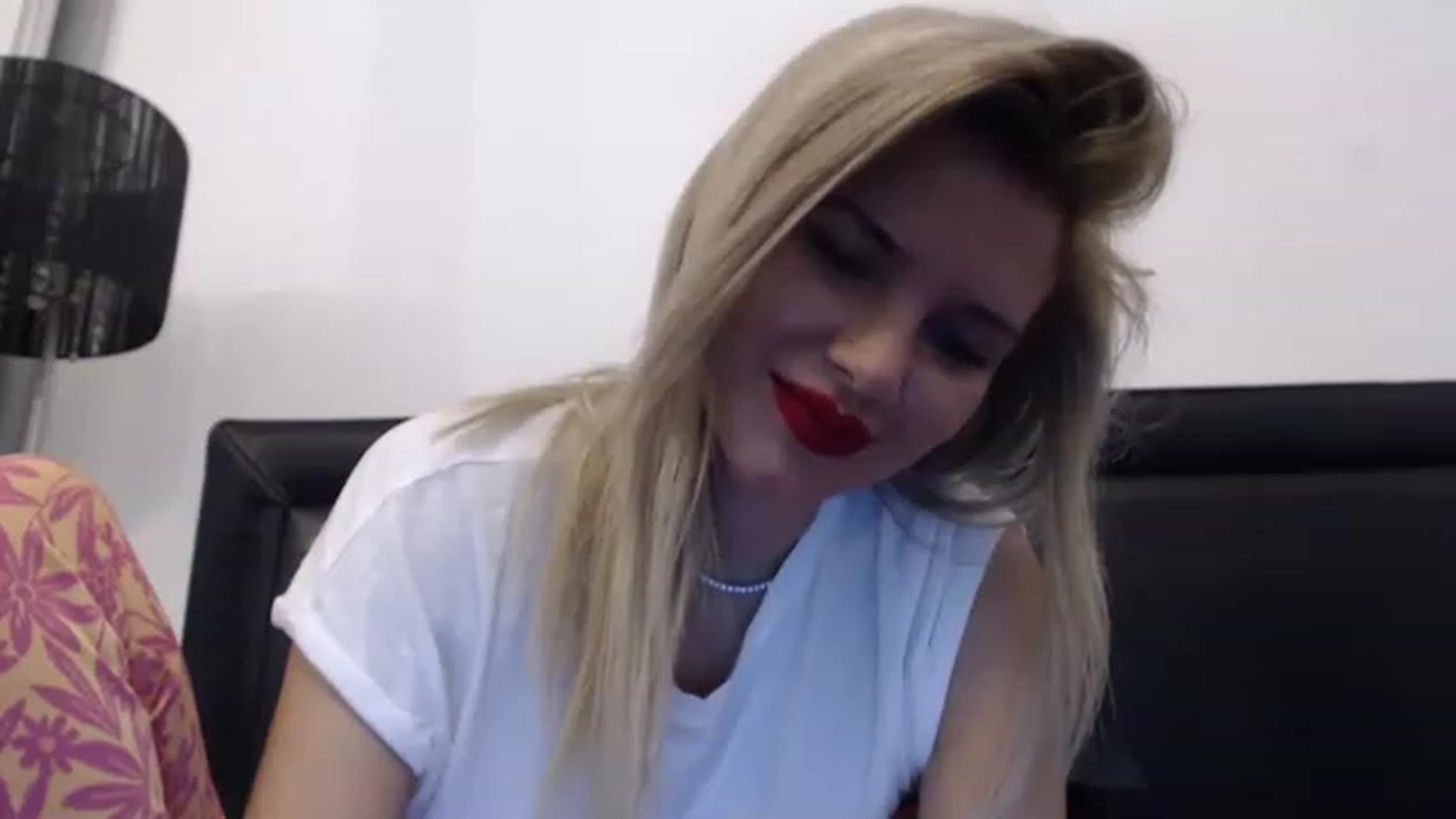 Gallery image thumbnail from Dulcineaa's myfreecams stream on, 05/12/2023, 14:17 image 18 of 20