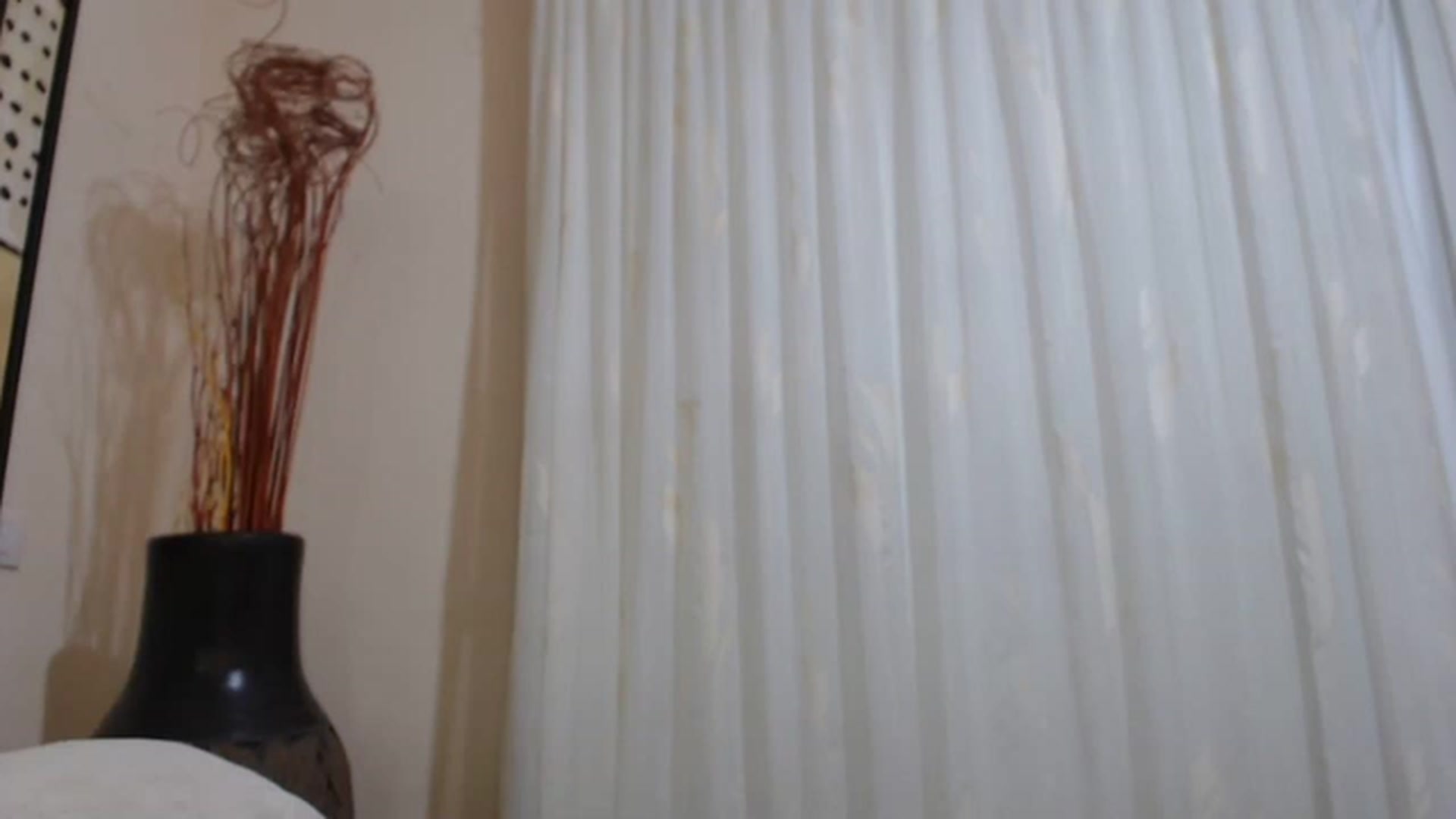 Gallery image thumbnail from Dulcineaa's myfreecams stream on, 06/01/2023, 21:45 image 4 of 20