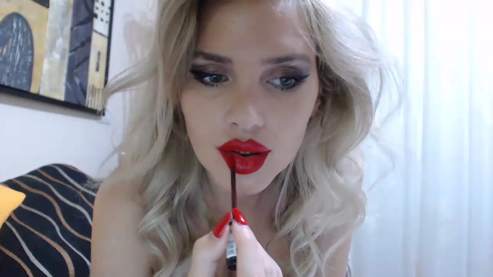 Gallery image thumbnail from Dulcineaa's myfreecams stream on, 06/02/2023, 22:58 image 13 of 20