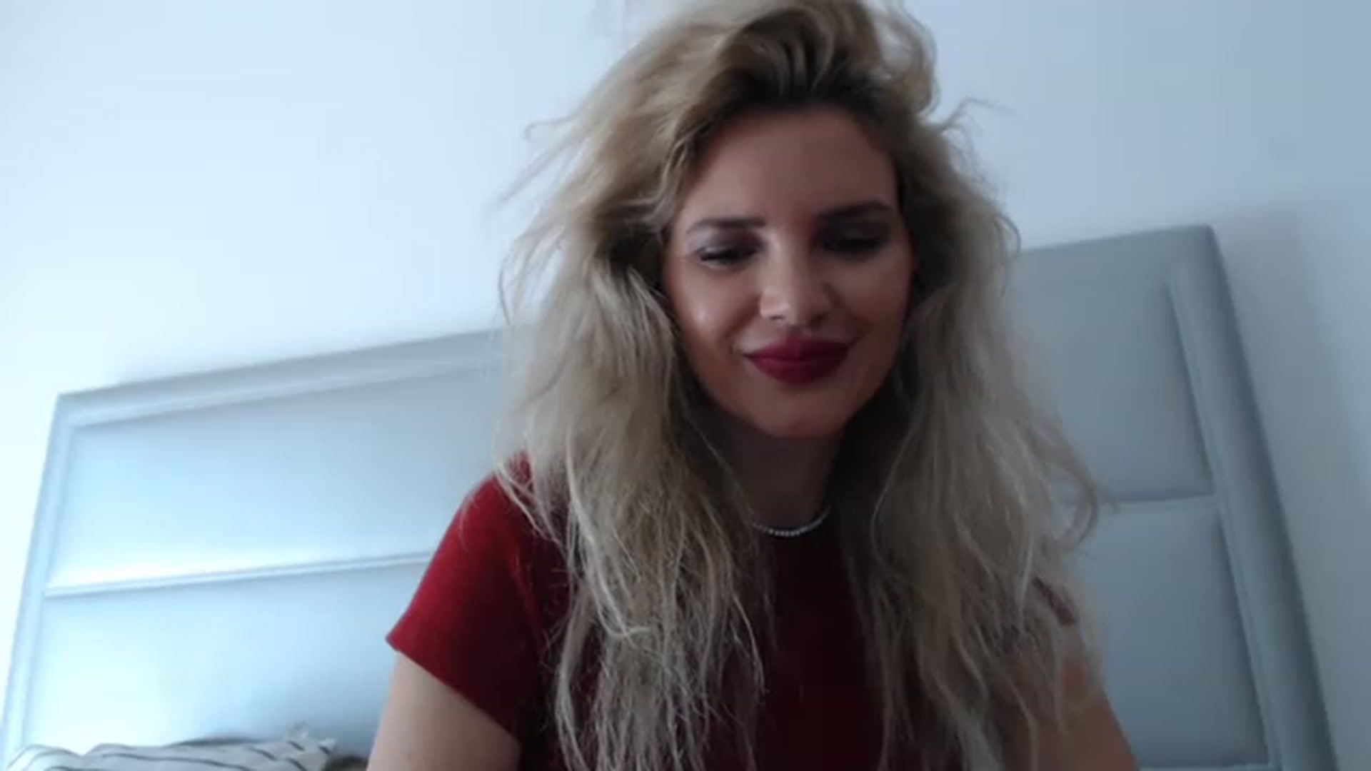 Gallery image thumbnail from Dulcineaa's myfreecams stream on, 06/10/2023, 17:19 image 13 of 20