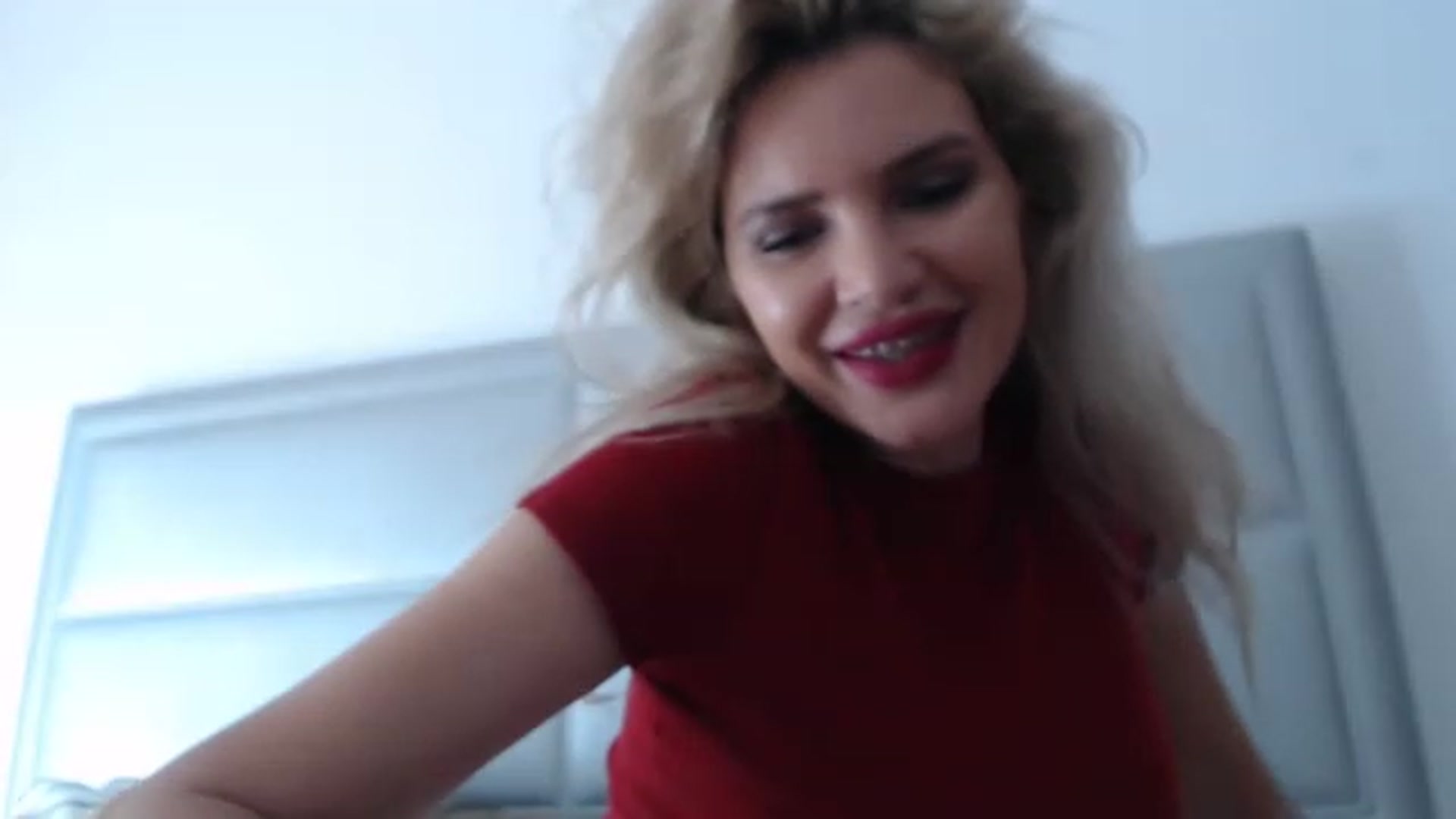 Gallery image thumbnail from Dulcineaa's myfreecams stream on, 06/10/2023, 17:19 image 15 of 20