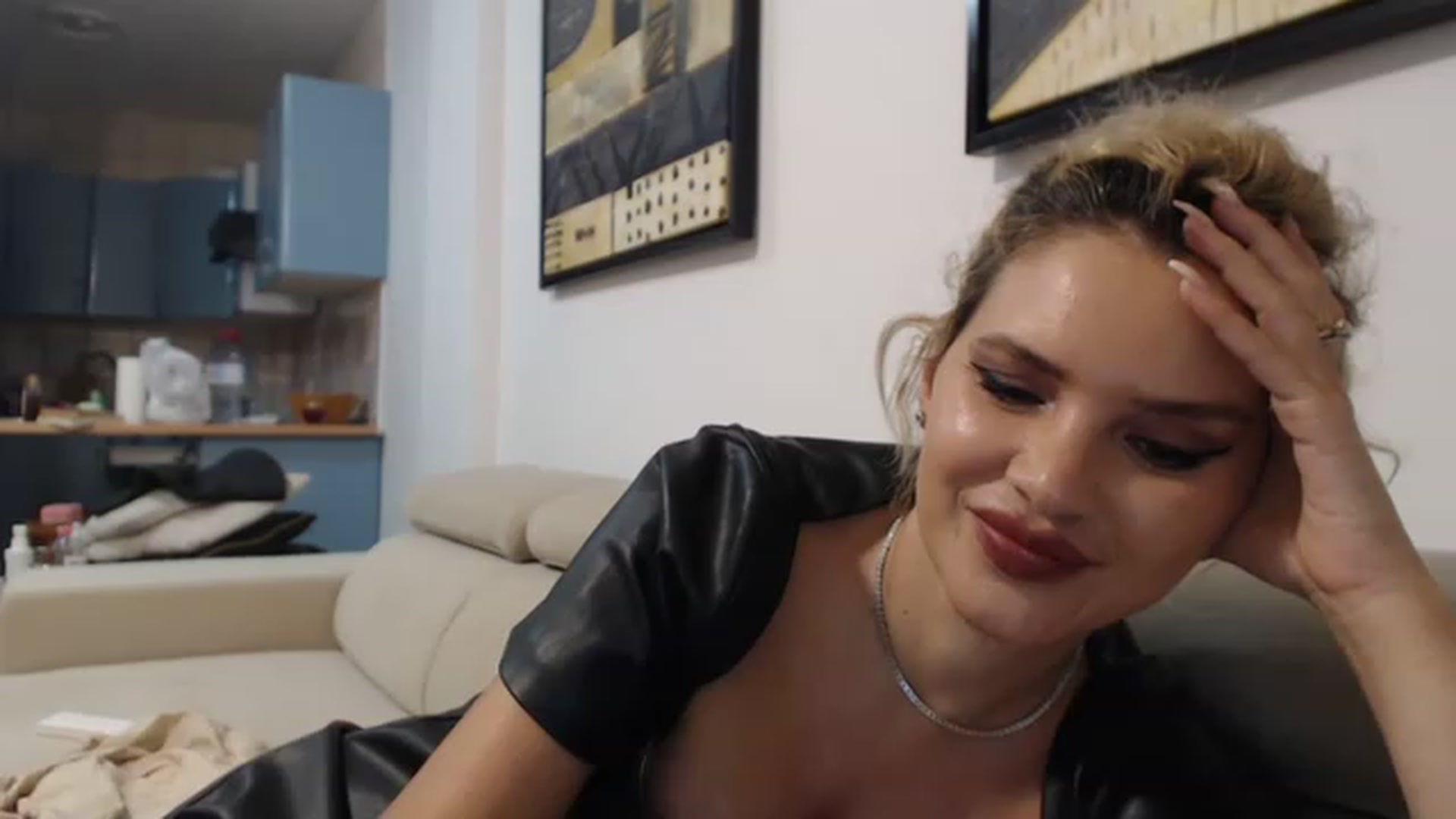 Gallery image thumbnail from Dulcineaa's myfreecams stream on, 07/17/2023, 22:57 image 14 of 20