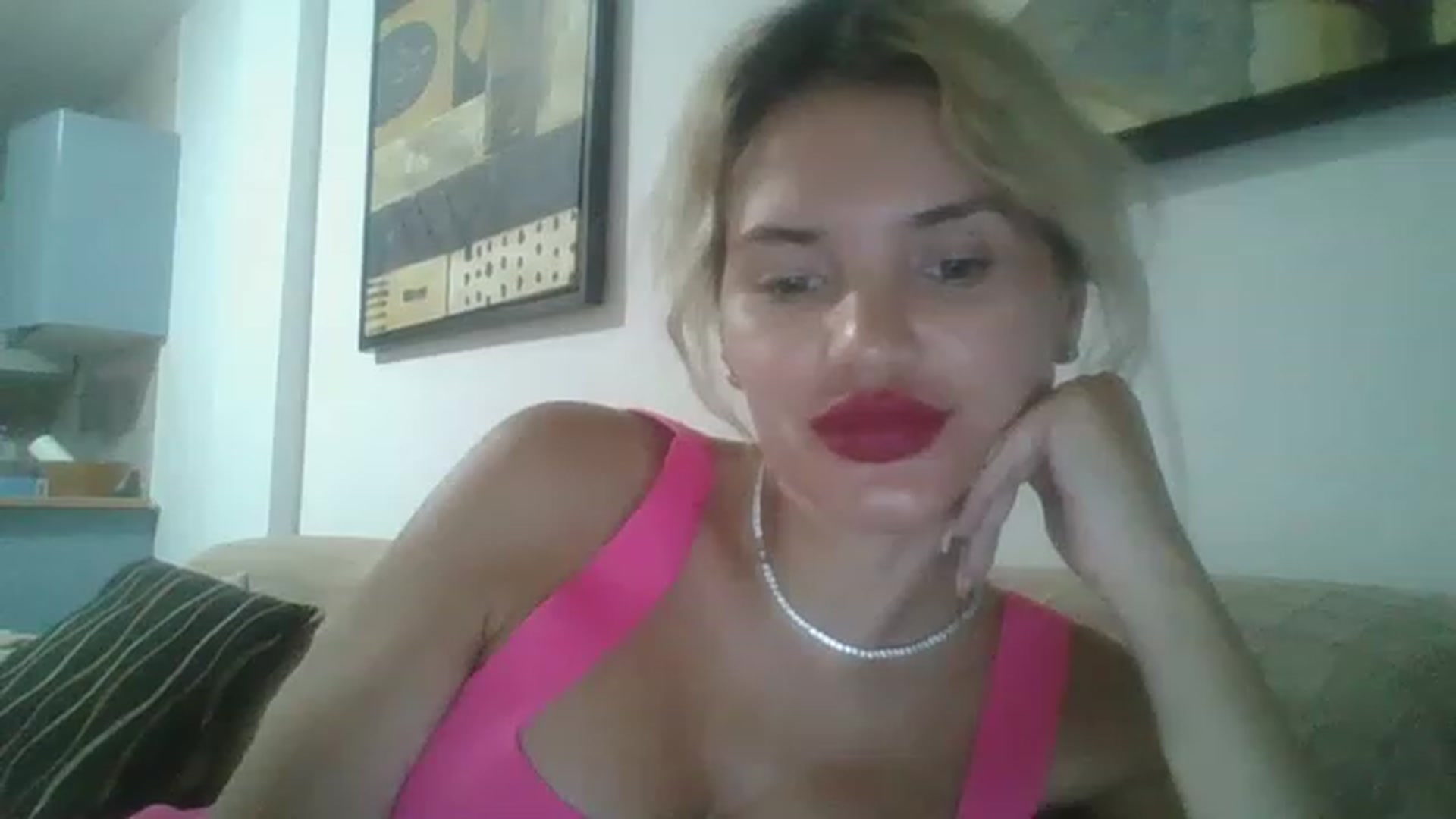 Gallery image thumbnail from Dulcineaa's myfreecams stream on, 07/18/2023, 21:07 image 3 of 20