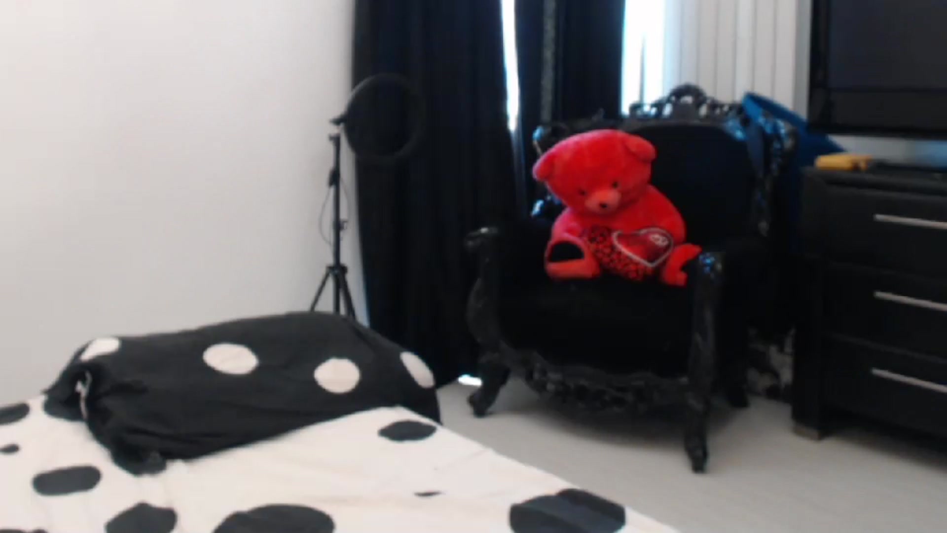 Gallery image thumbnail from Dulcineaa's myfreecams stream on, 07/21/2023, 16:35 image 20 of 20