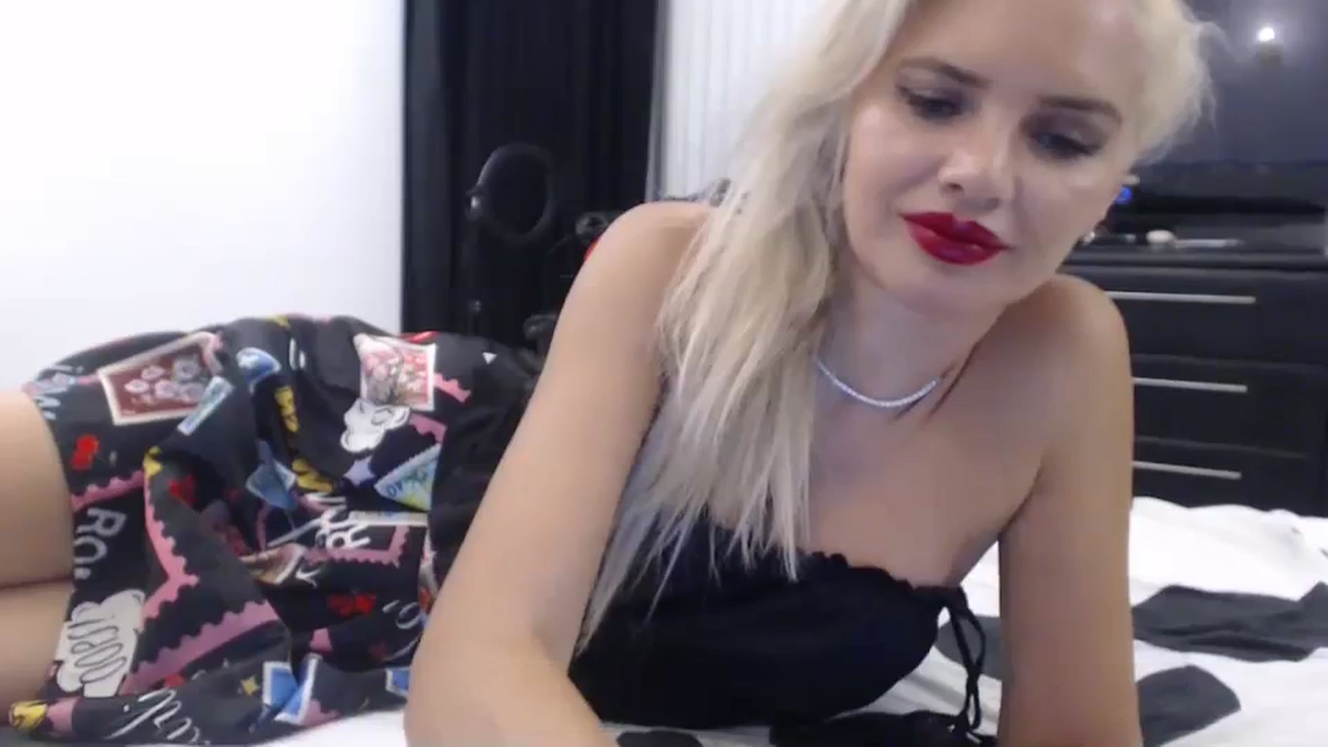 Gallery image thumbnail from Dulcineaa's myfreecams stream on, 07/23/2023, 22:06 image 9 of 20