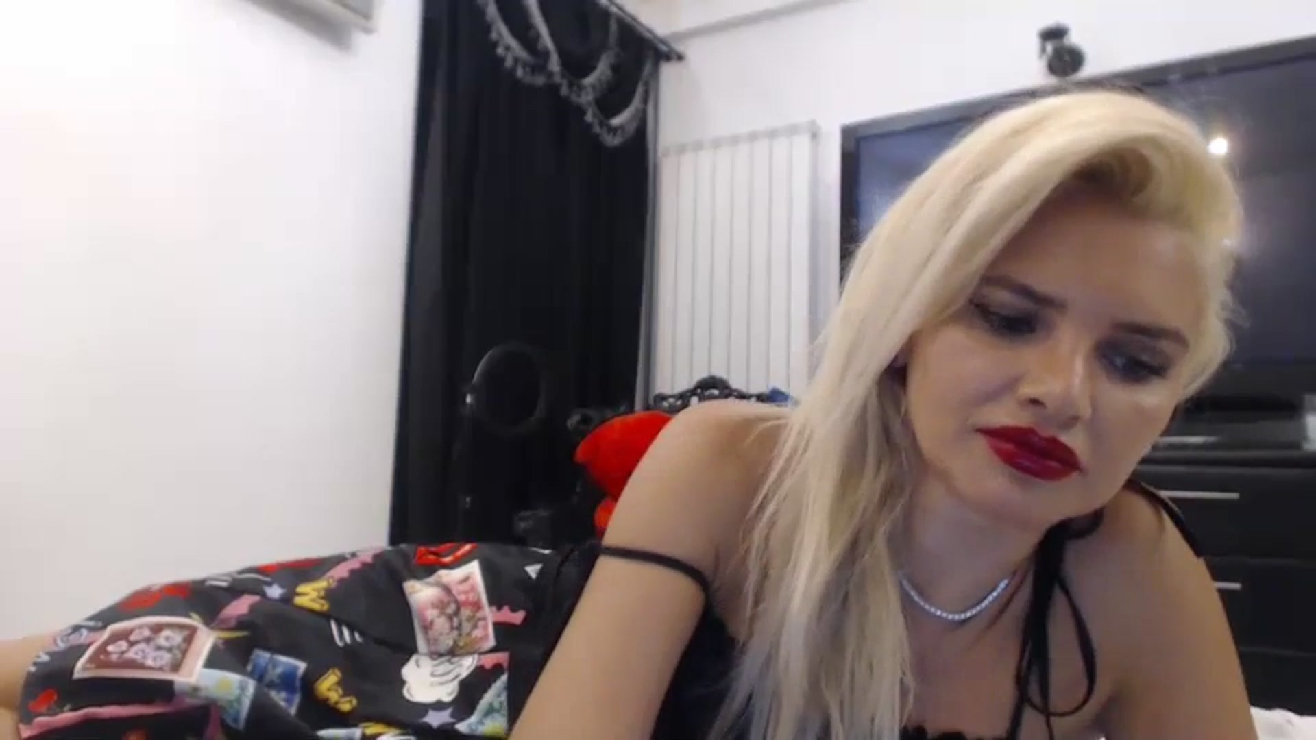 Gallery image thumbnail from Dulcineaa's myfreecams stream on, 07/23/2023, 22:06 image 6 of 20