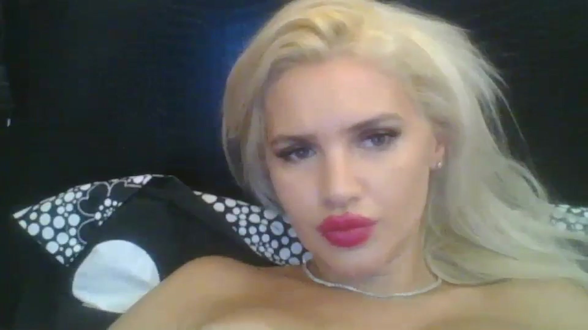 Gallery image thumbnail from Dulcineaa's myfreecams stream on, 07/24/2023, 23:00 image 13 of 20