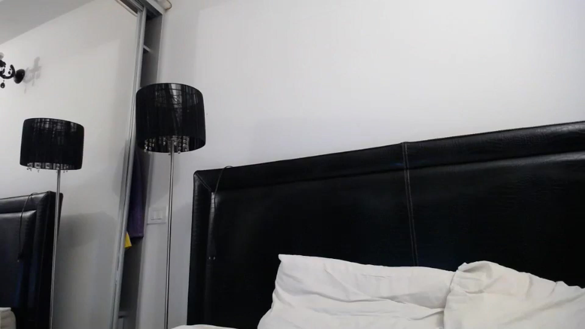 Gallery image thumbnail from Dulcineaa's myfreecams stream on, 08/07/2023, 22:01 image 18 of 20