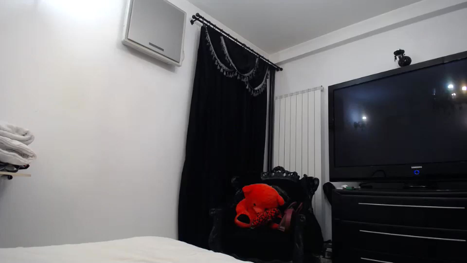 Gallery image thumbnail from Dulcineaa's myfreecams stream on, 08/08/2023, 21:59 image 15 of 20